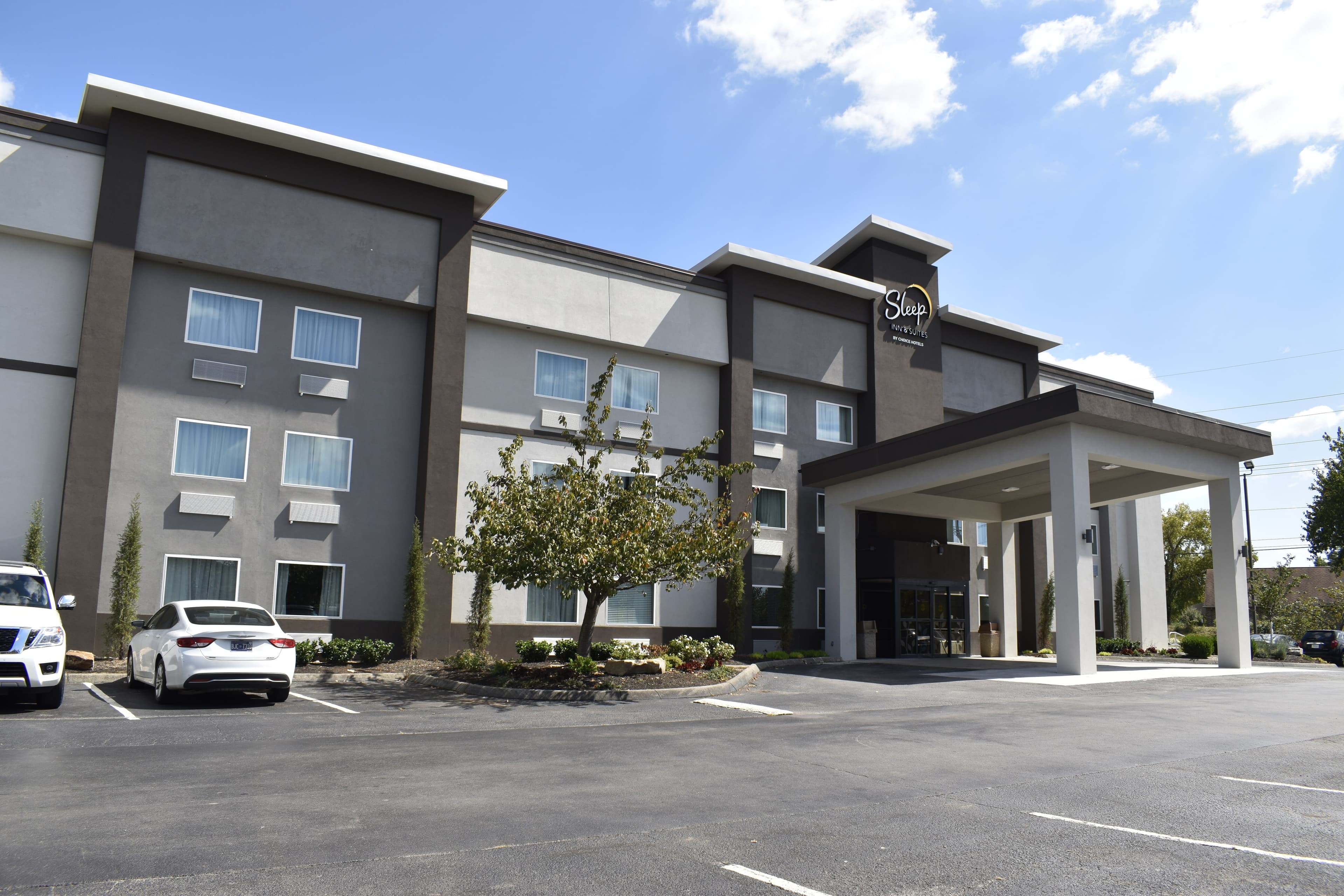 Sleep Inn & Suites West Knoxville - Image 1