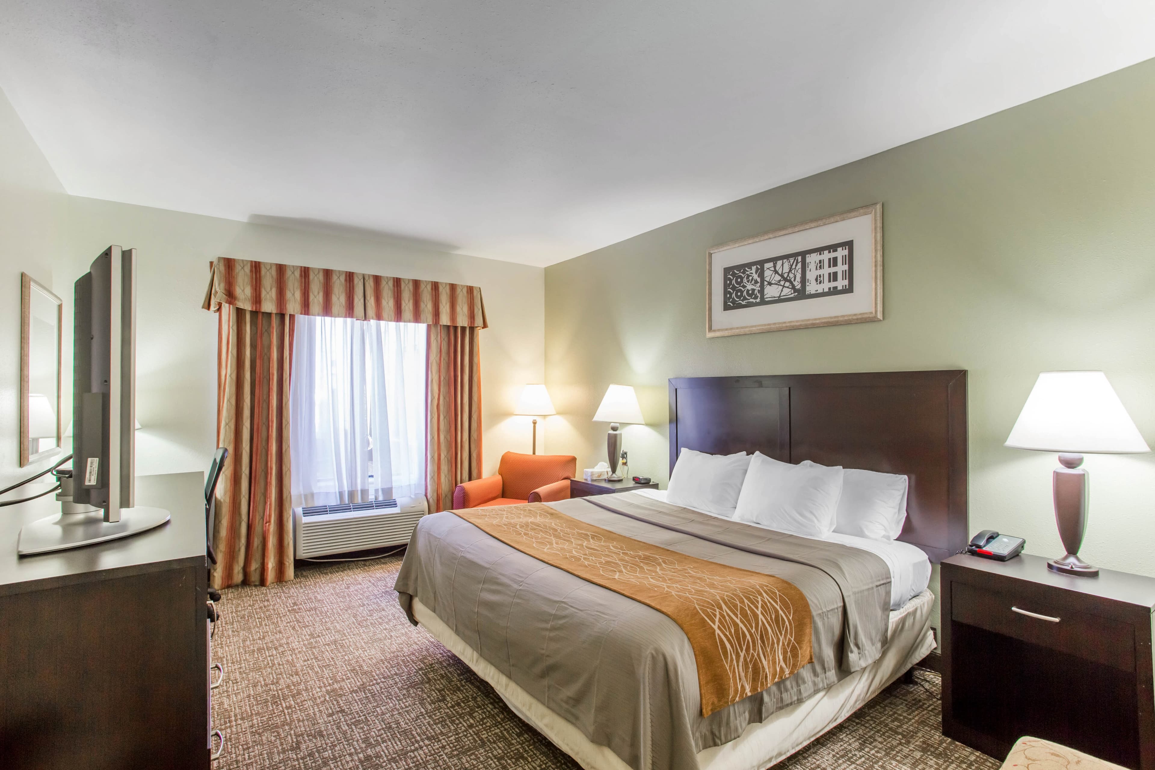 Comfort Inn Franklin Highway 96 - Image 2