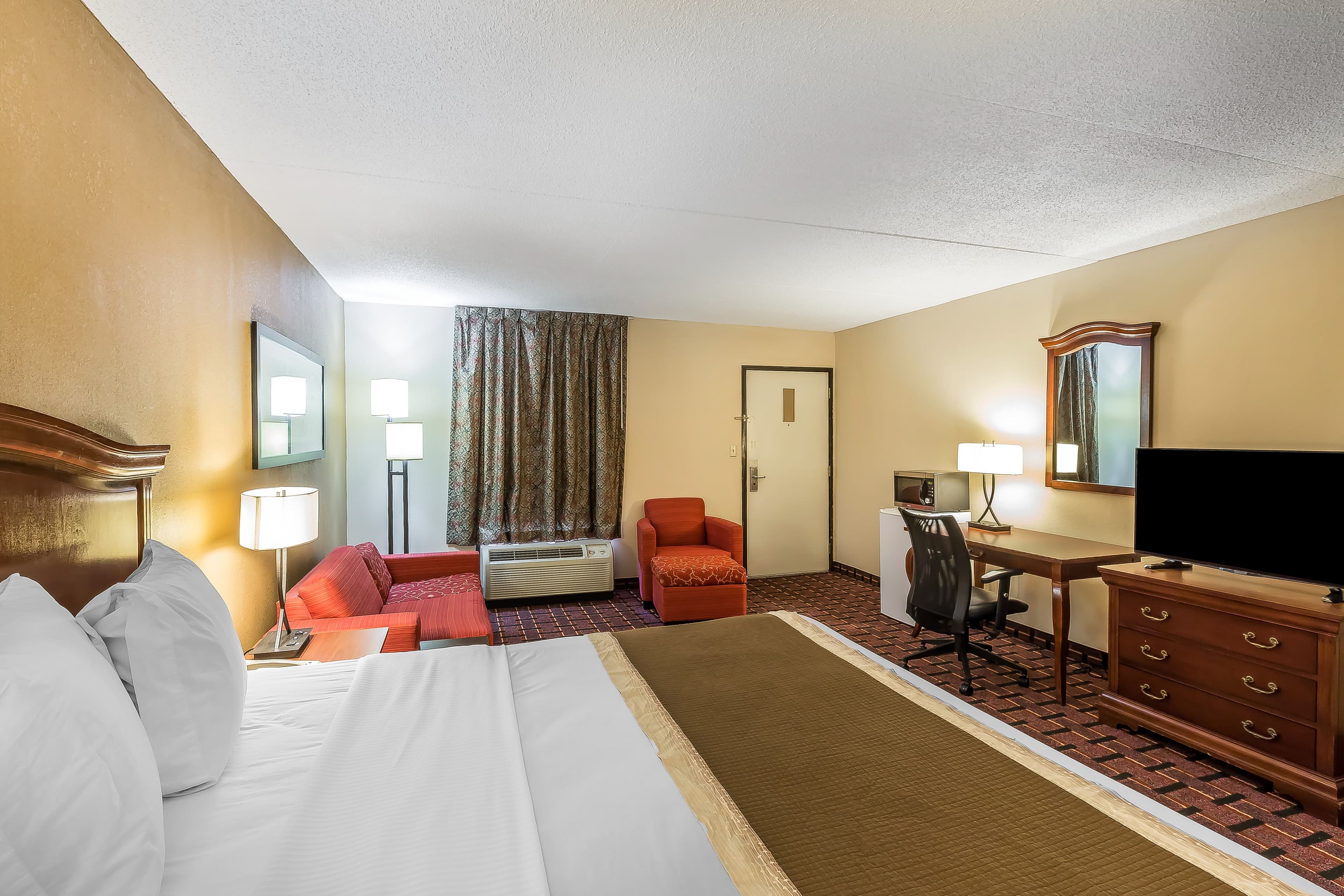 Rodeway Inn Knoxville East - Image 4