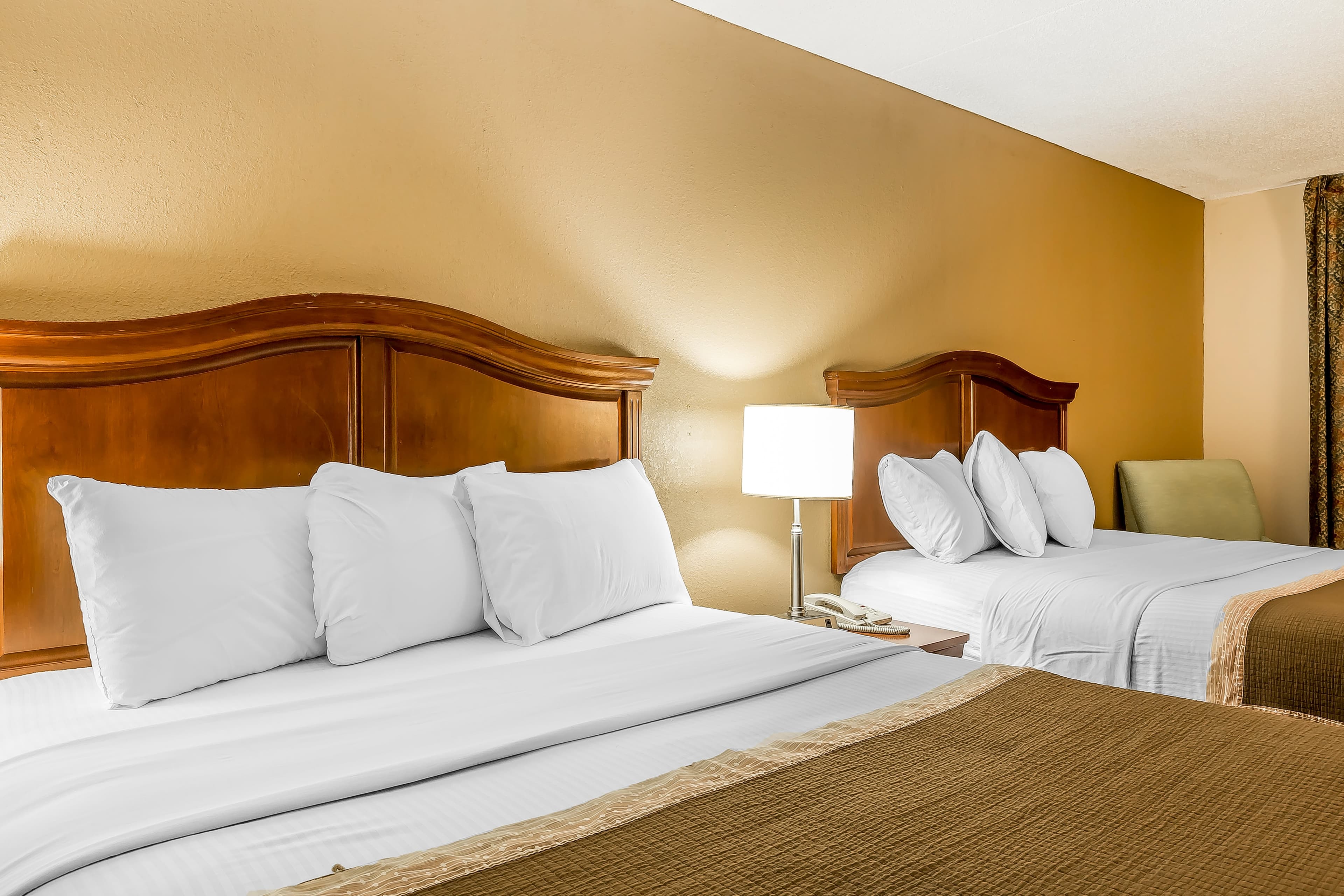 Rodeway Inn Knoxville East — 17
