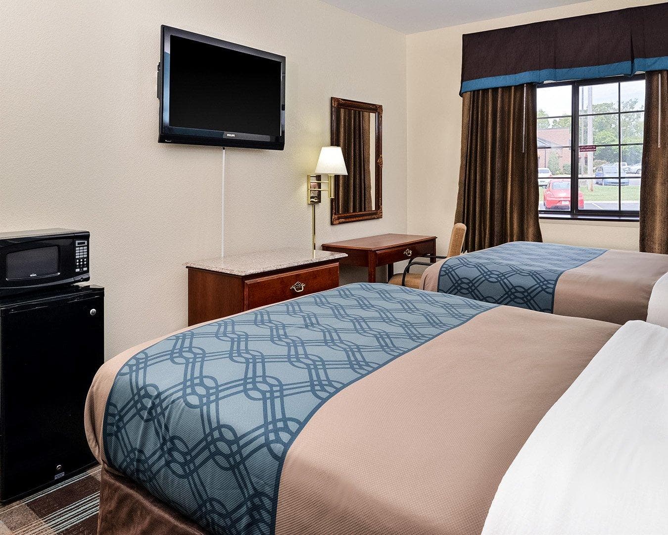 Econo Lodge Inn & Suites Shelbyville - Image 5