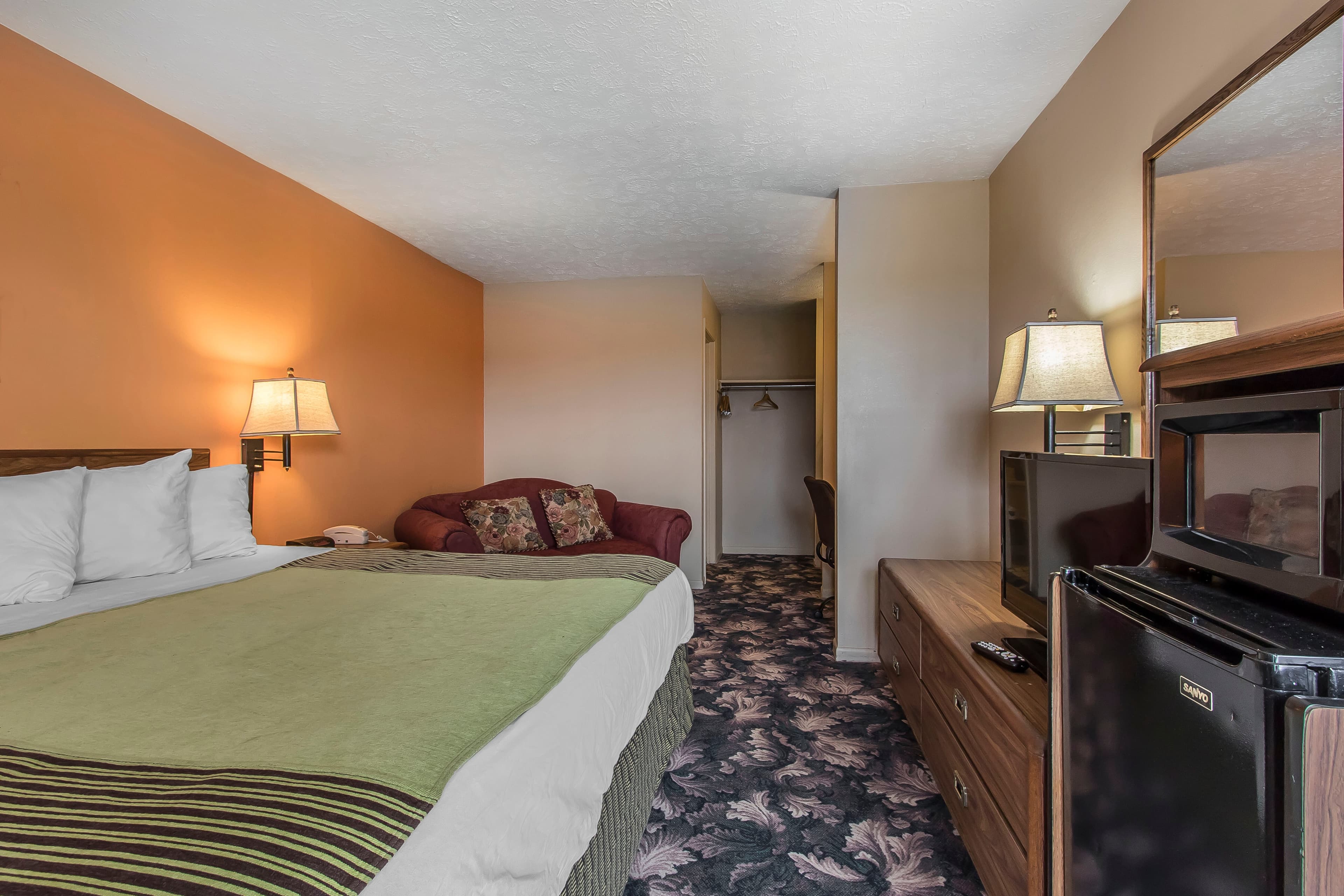 Rodeway Inn Jackson Northwest — 18