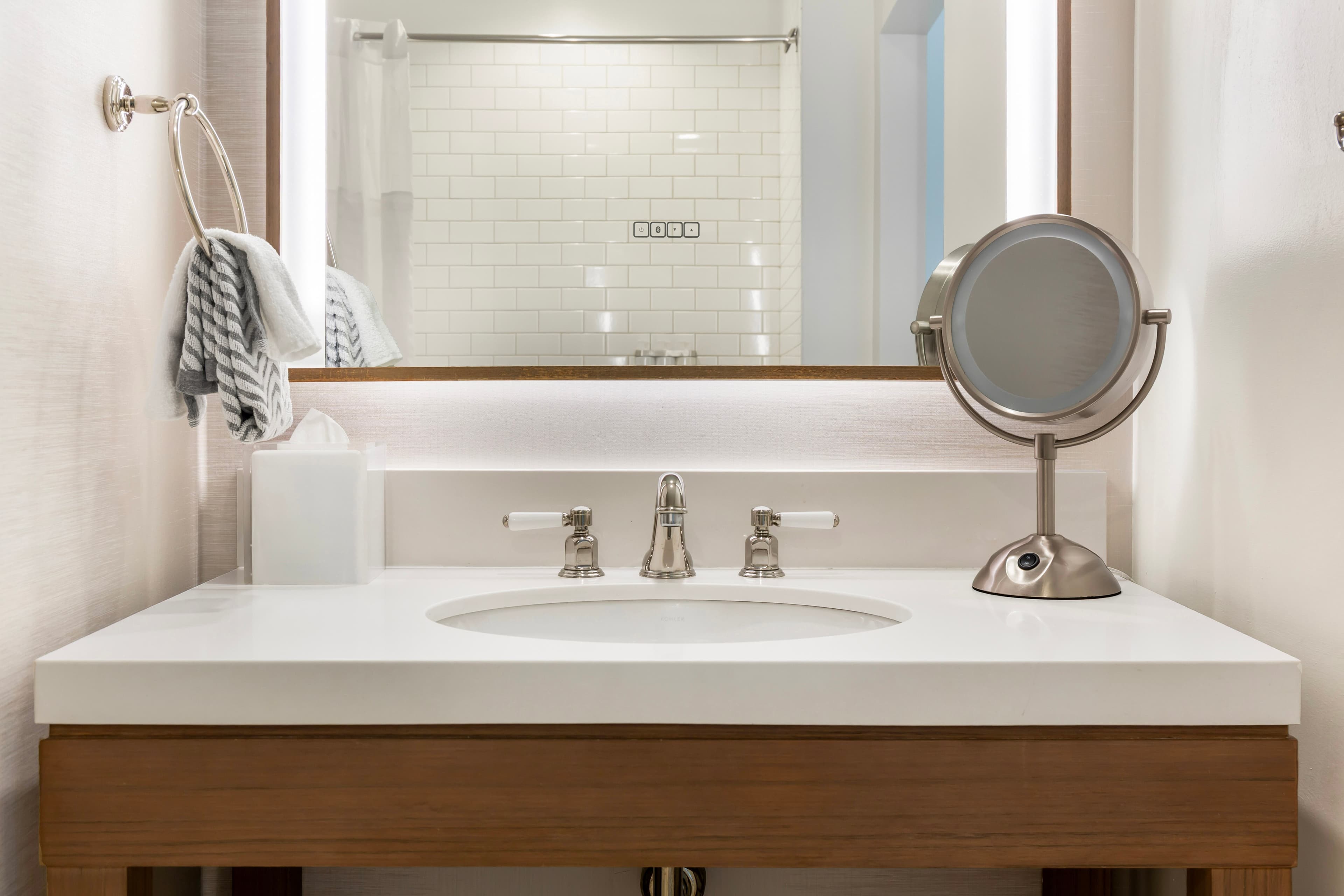Cambria Hotel Nashville Downtown — 16