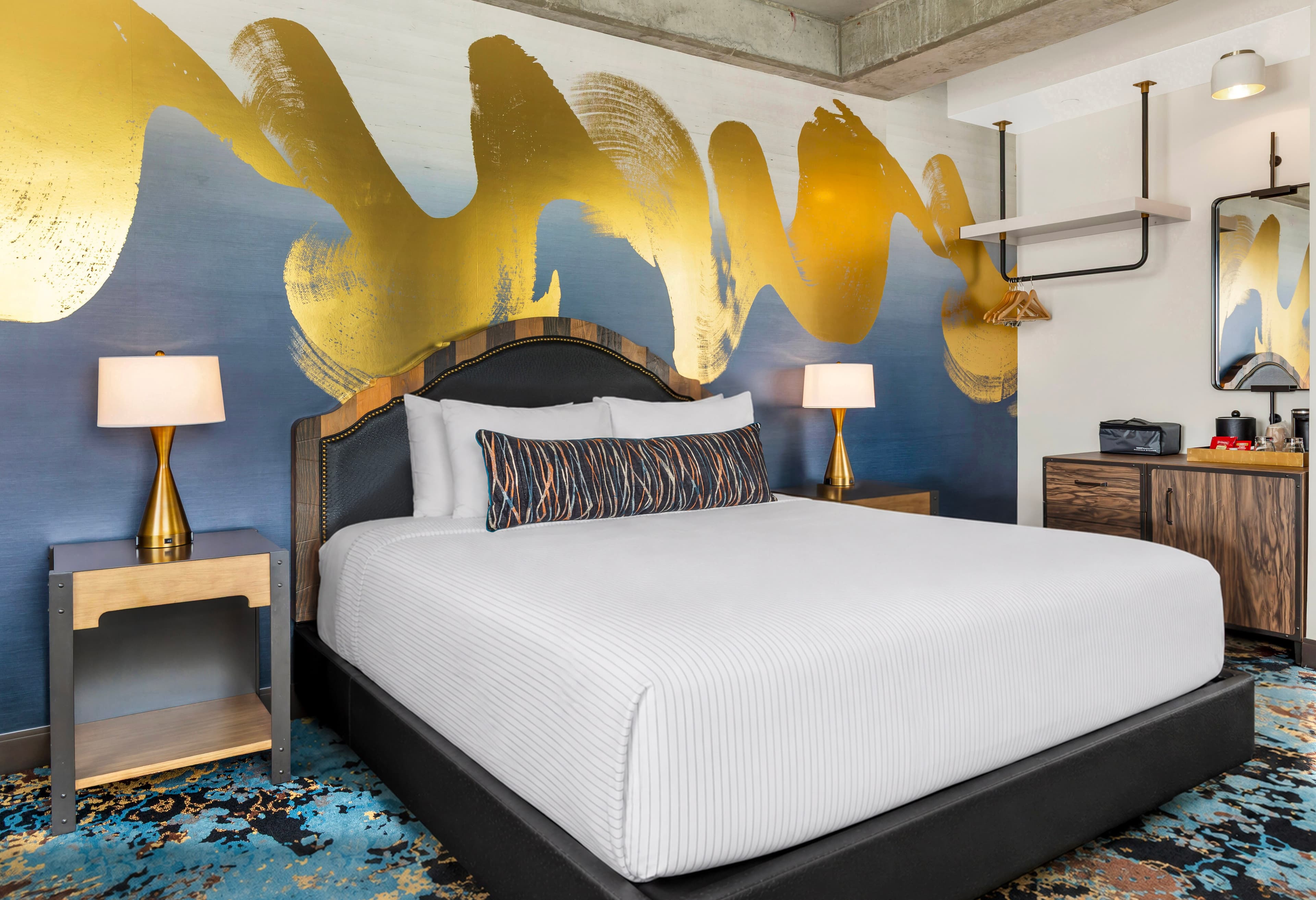 Cambria Hotel Nashville Downtown — 7