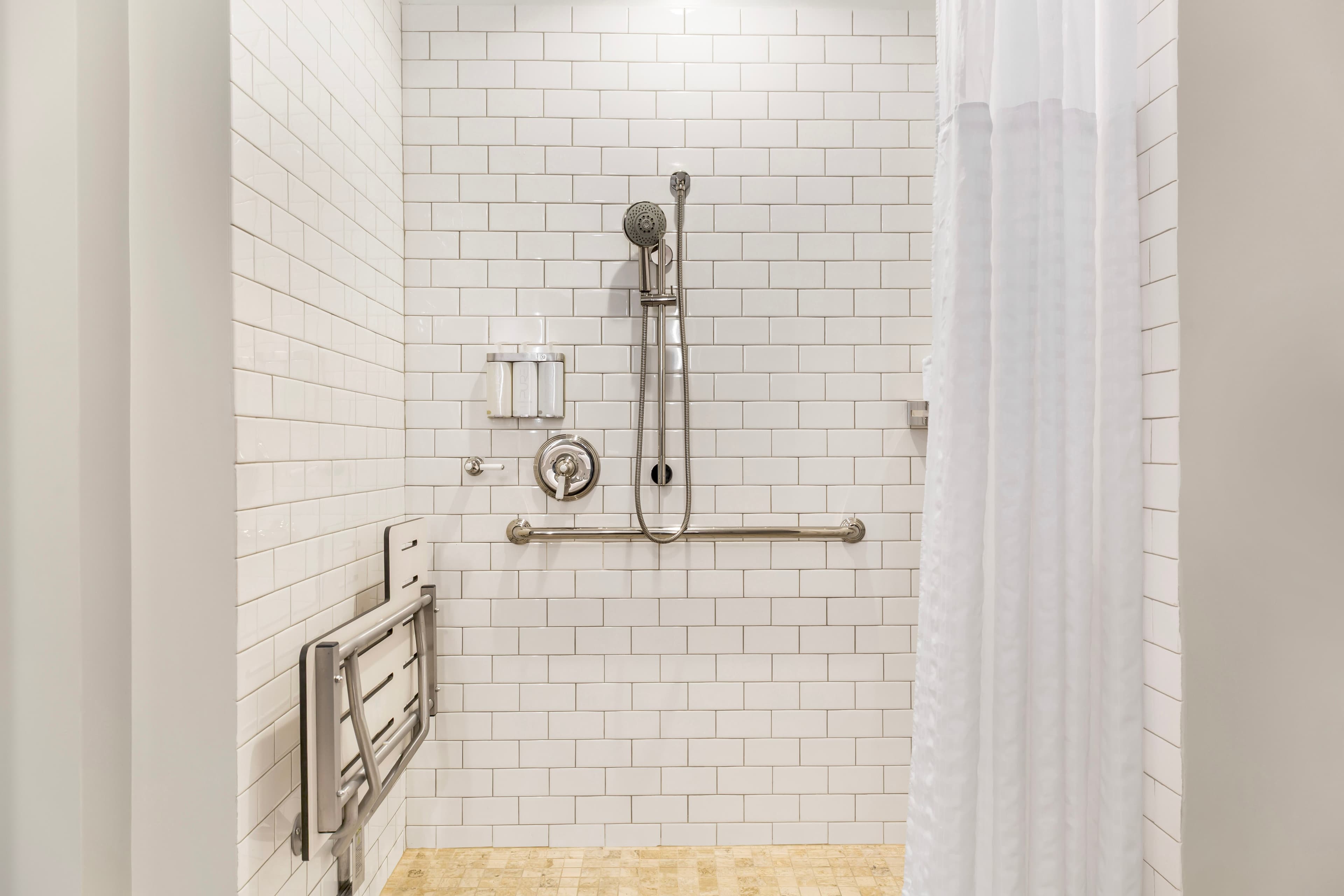 Cambria Hotel Nashville Downtown — 26