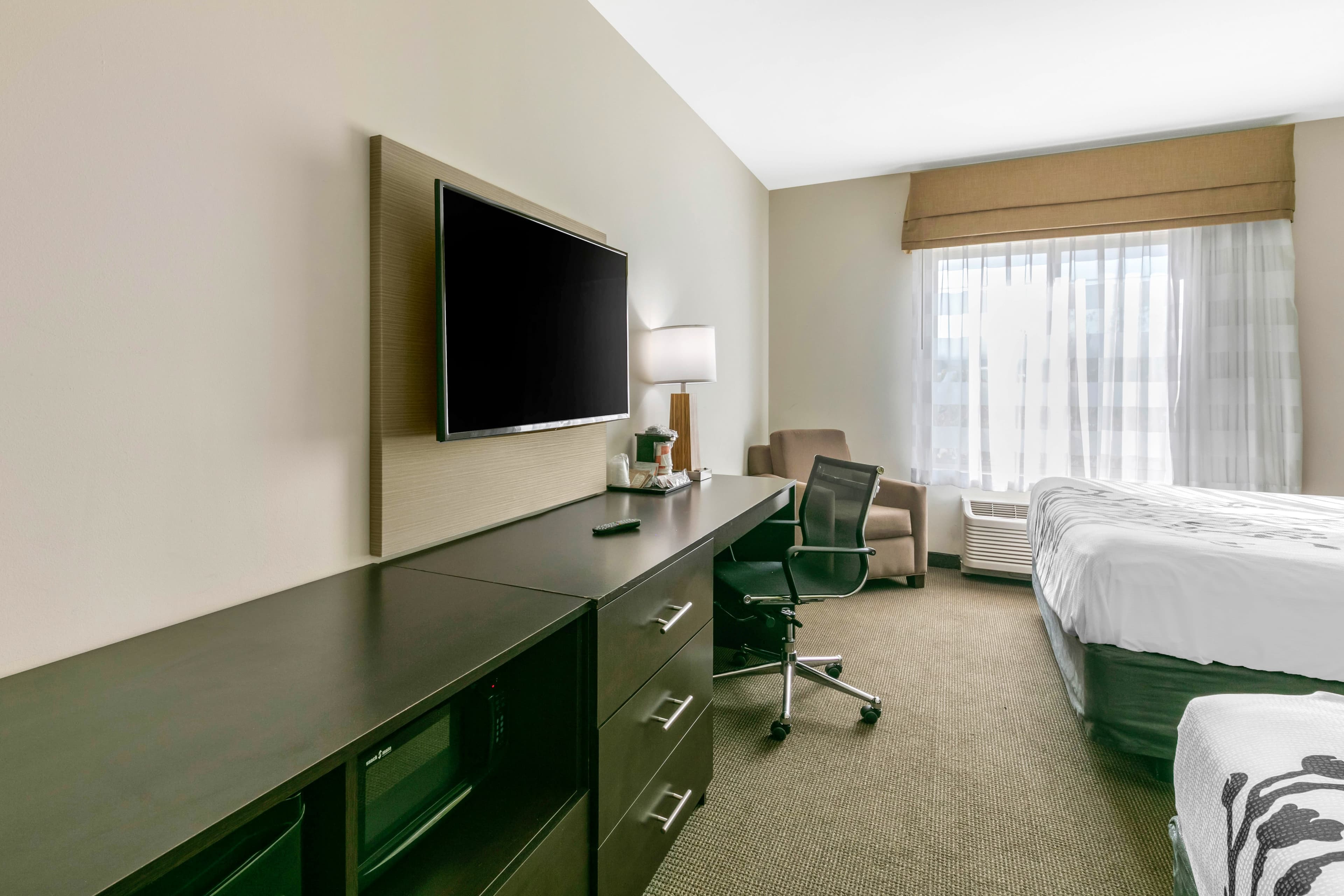 Sleep Inn & Suites Columbia I-65 — 13