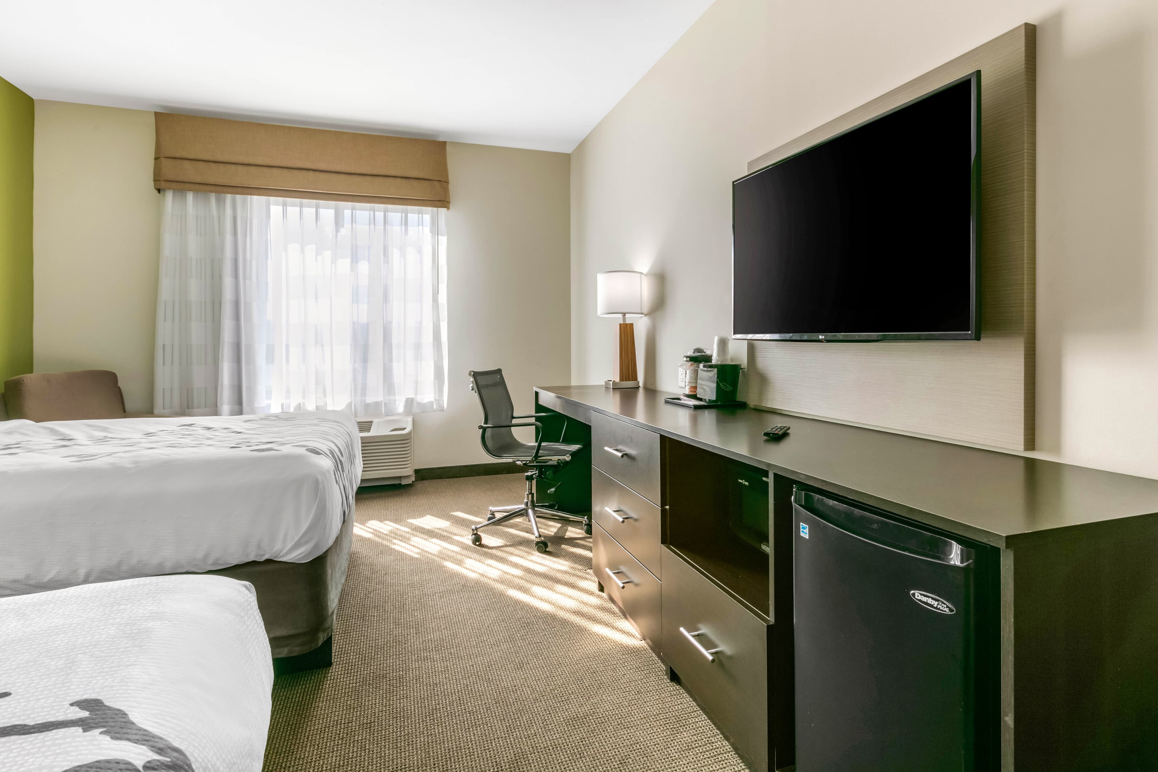 Sleep Inn & Suites Columbia I-65 - Image 4