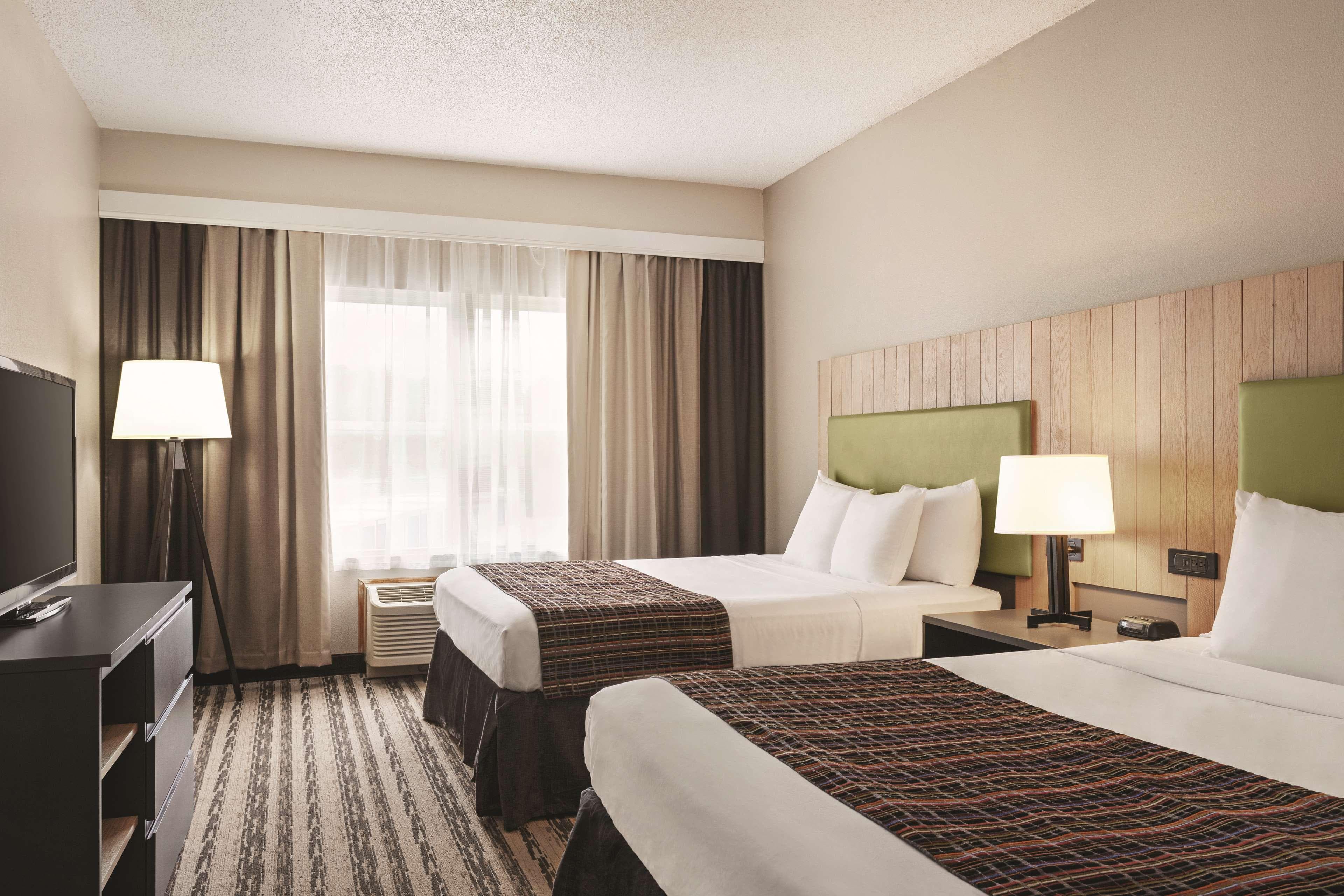 Country Inn & Suites by Radisson, Nashville Airport East, TN — 13