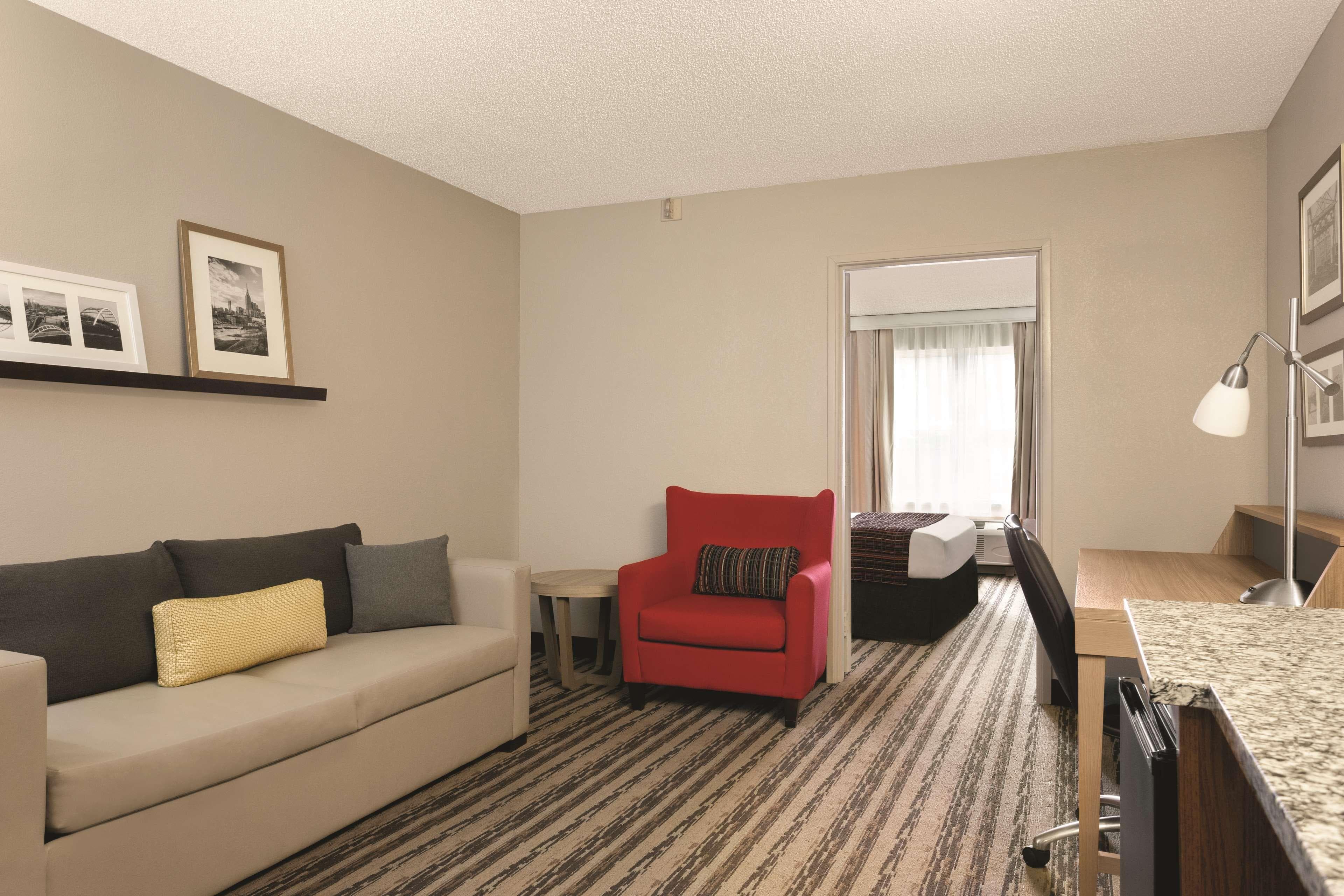 Country Inn & Suites by Radisson, Nashville Airport East, TN — 6