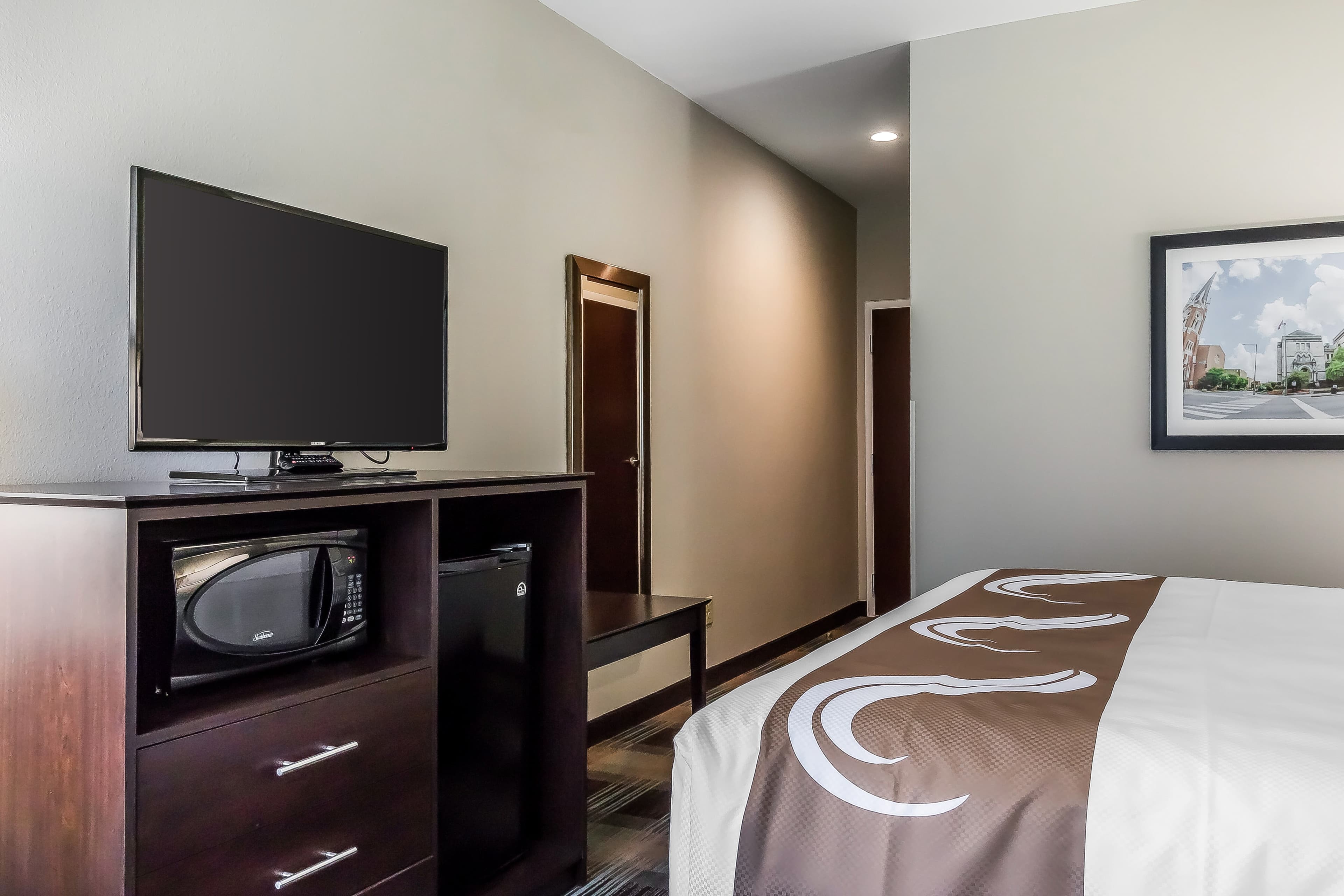 Quality Inn Pleasant View - Image 3