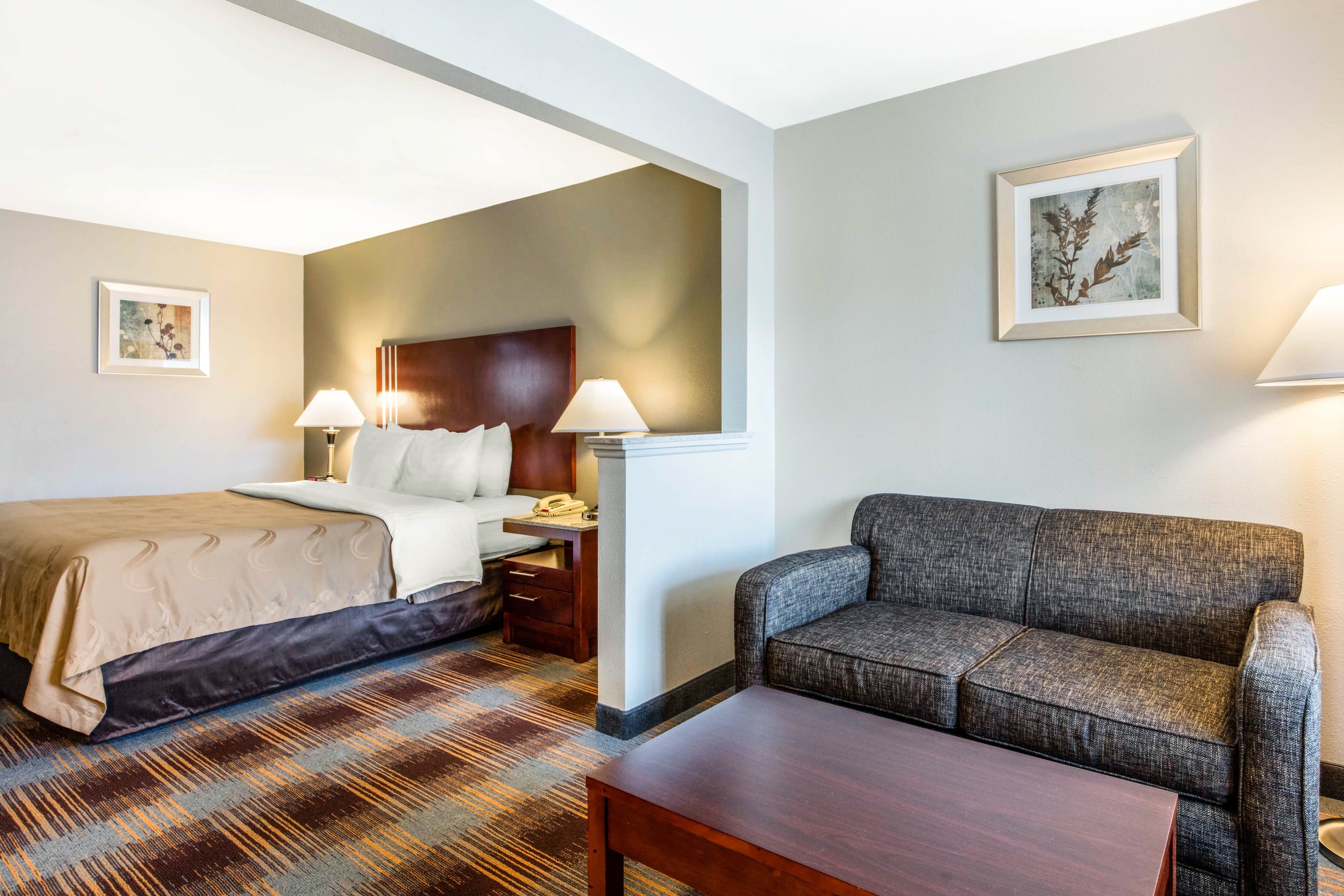 Quality Inn Memphis Airport - Image 3