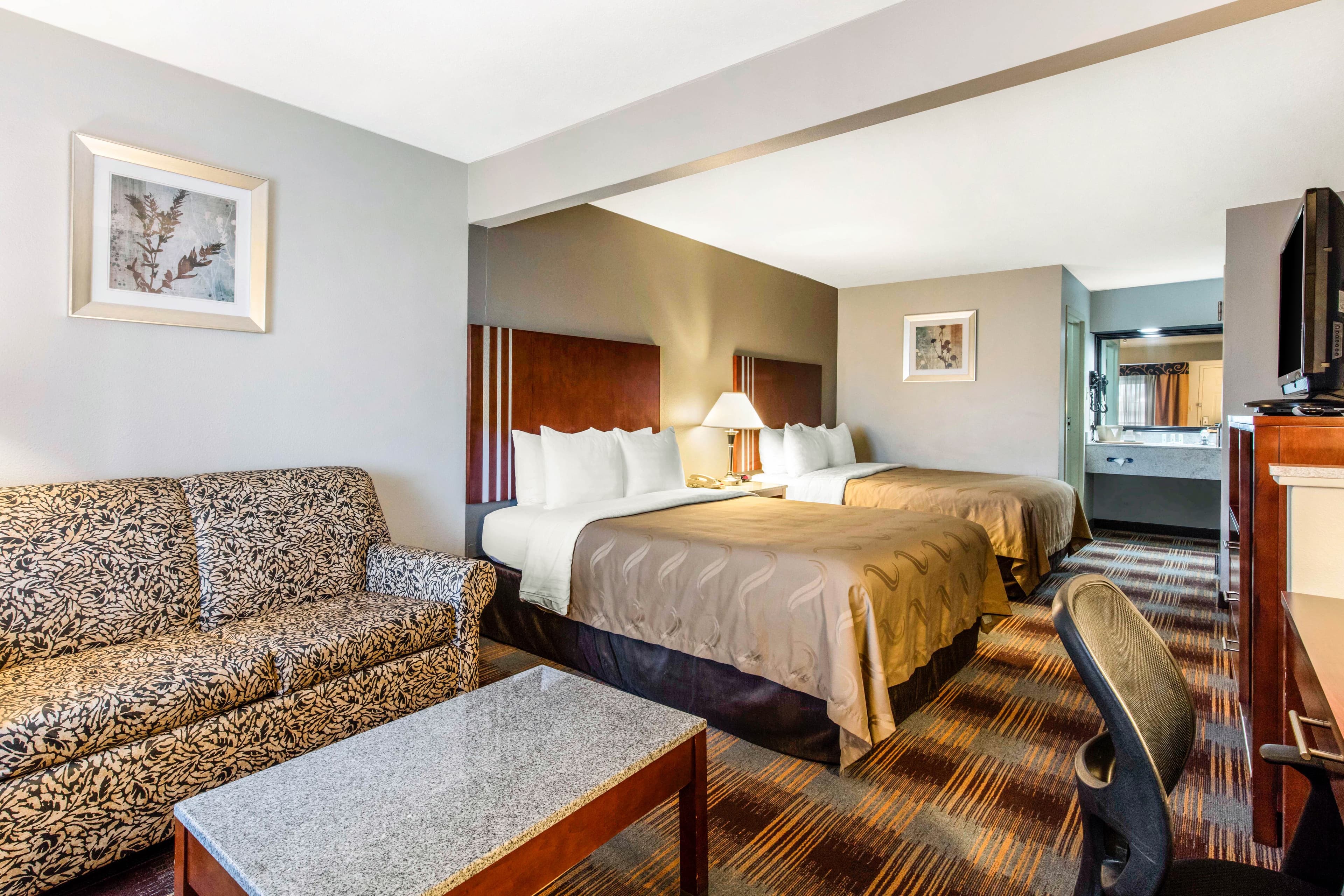 Quality Inn Memphis Airport — 17