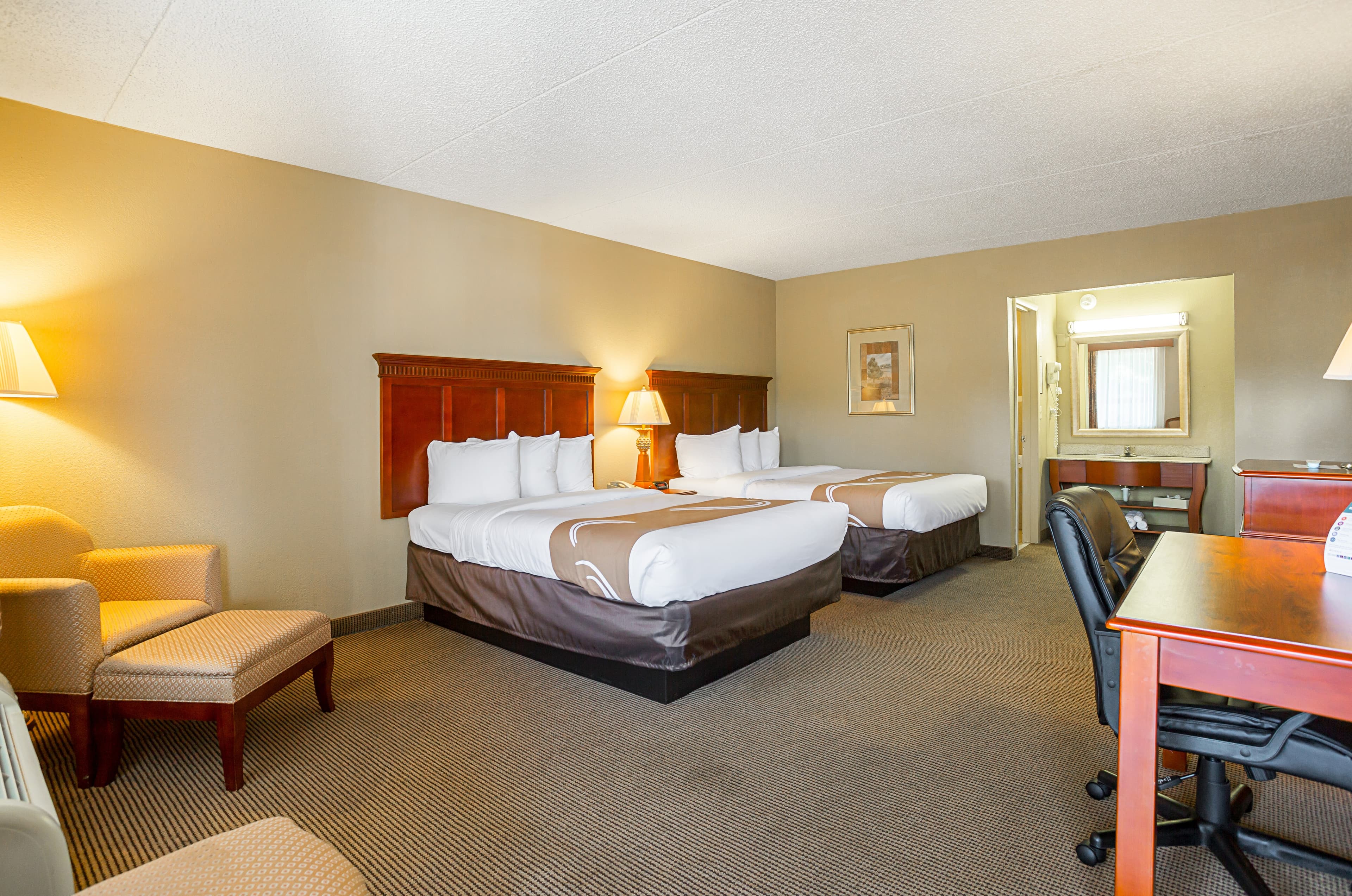 Quality Inn Hurricane Mills I-40 - Image 3