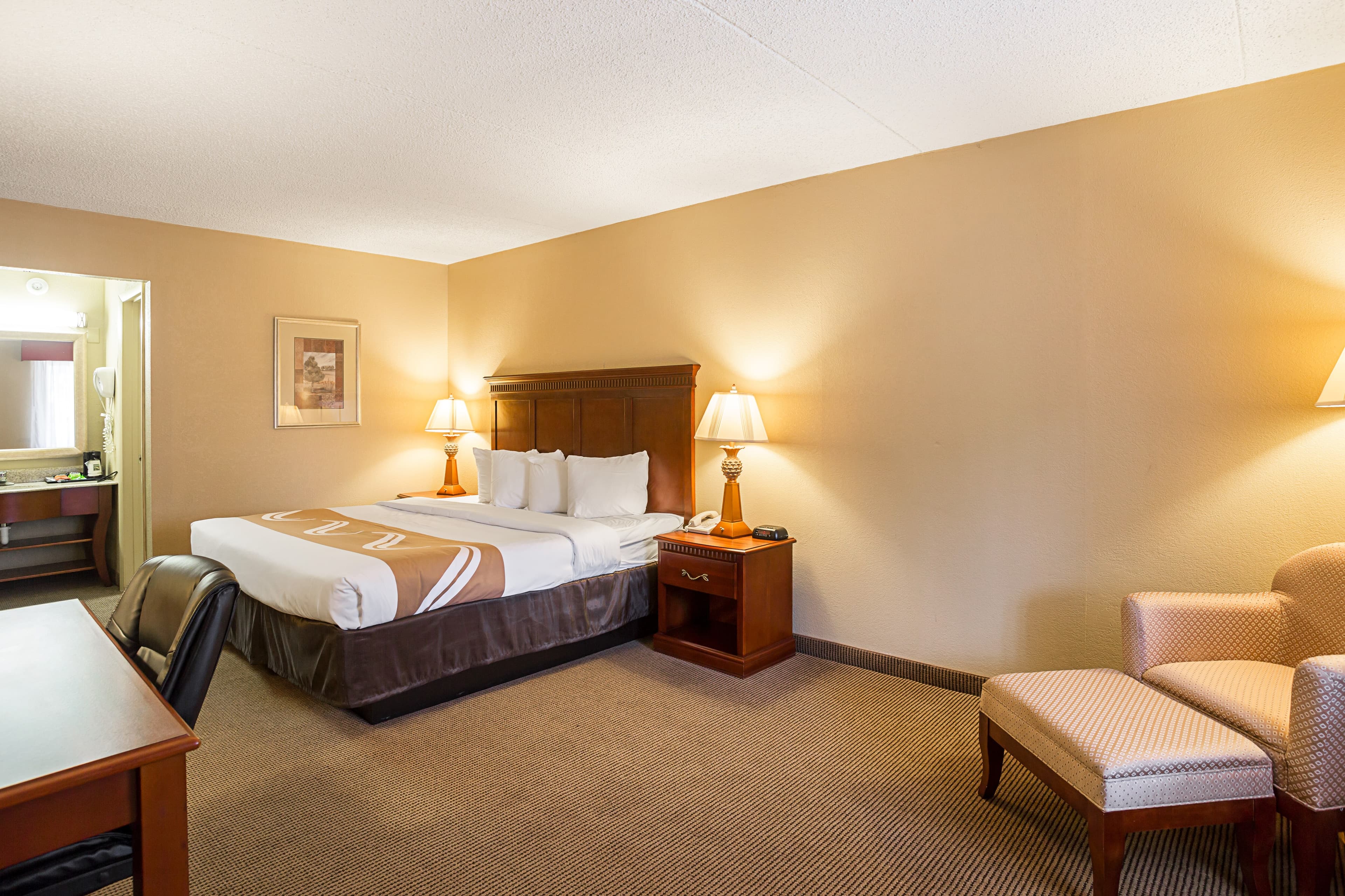 Quality Inn Hurricane Mills I-40 — 14