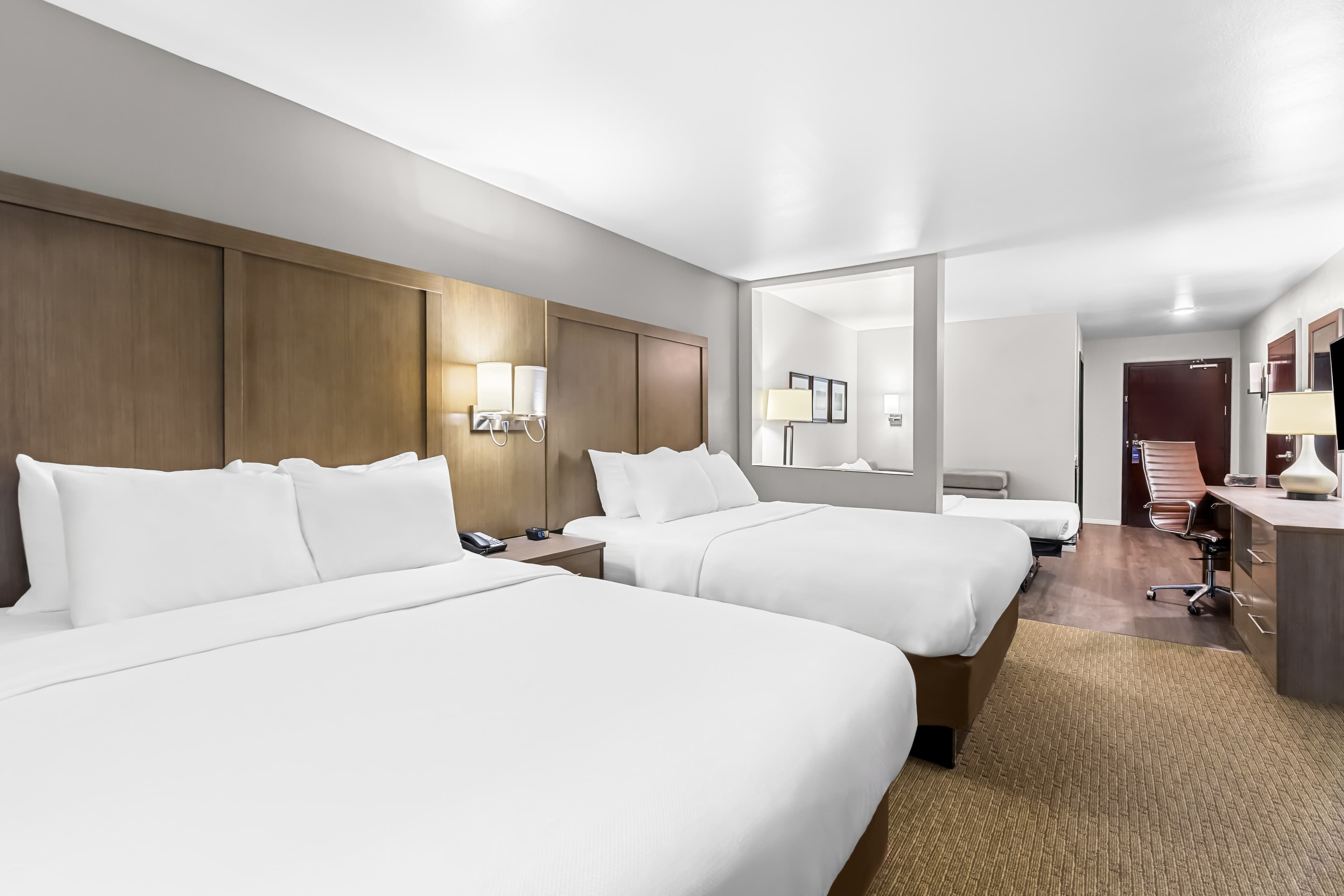 Comfort Suites Columbia I-65 - Image 4