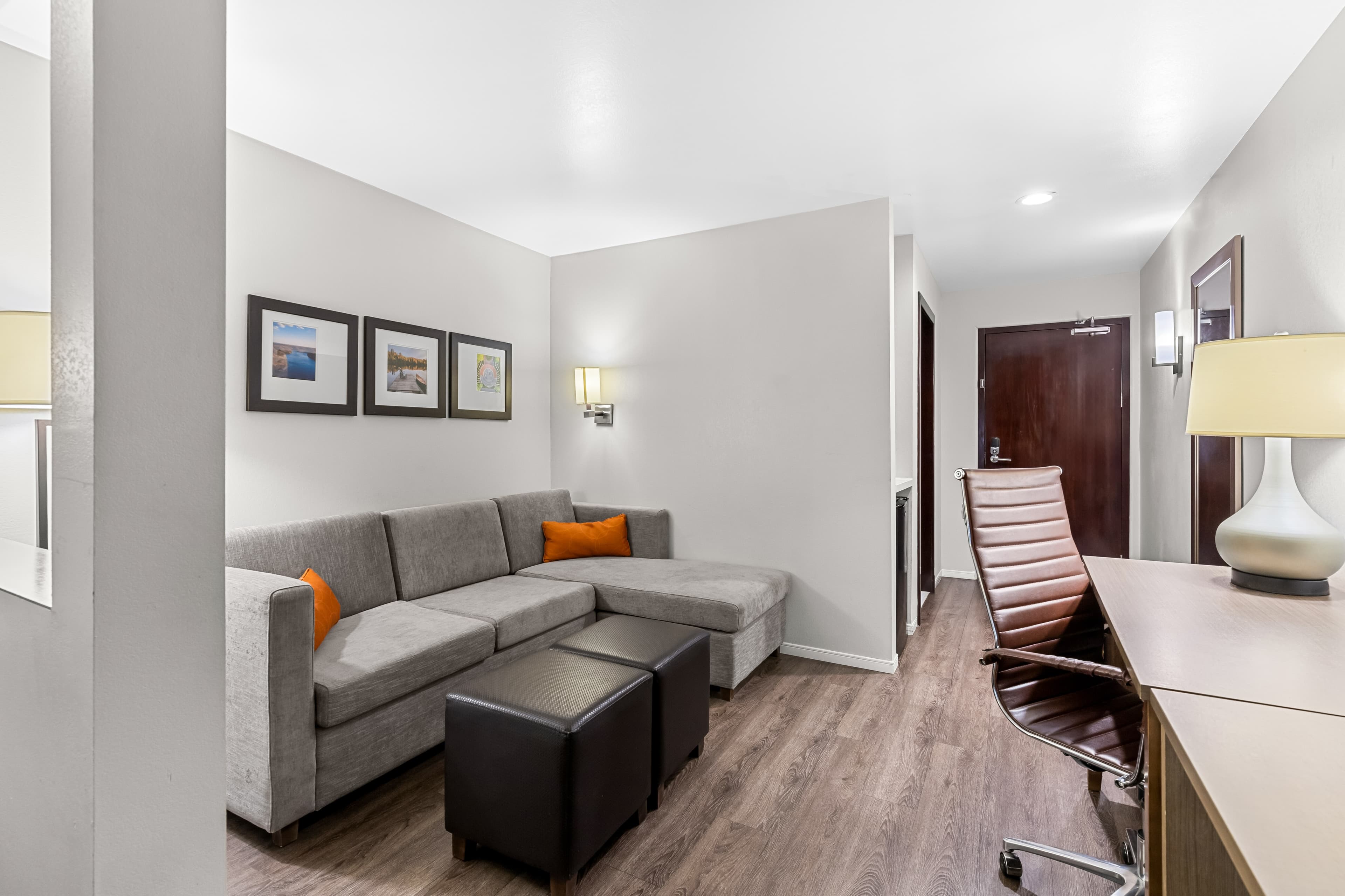 Comfort Suites Columbia I-65 — 12