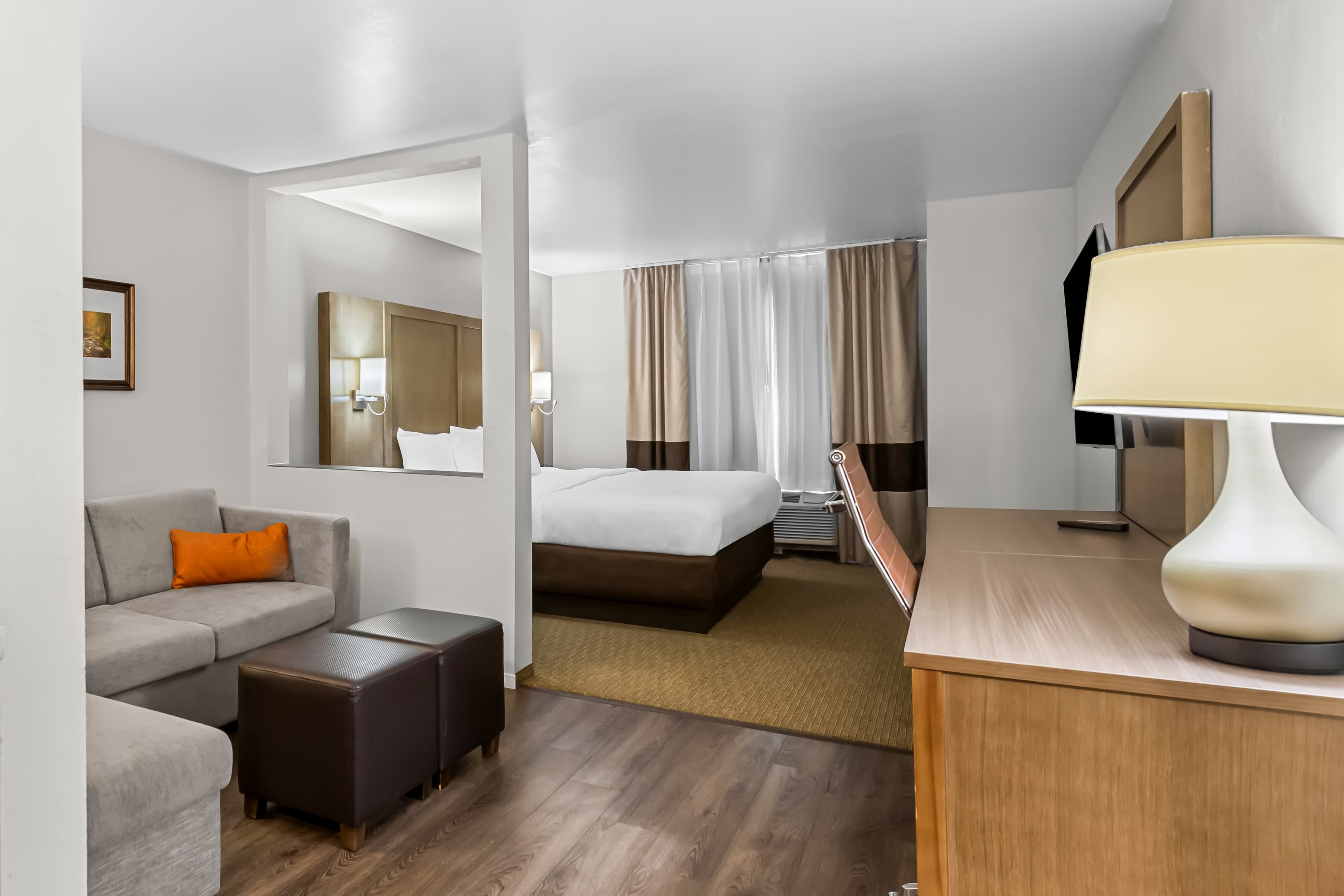 Comfort Suites Columbia I-65 — 18