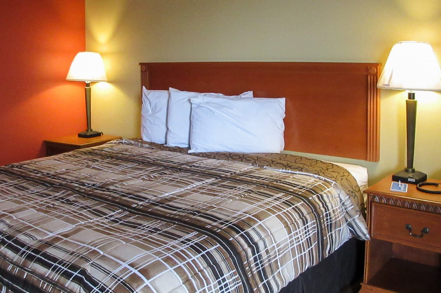 Rodeway Inn Murfreesboro Downtown — 8
