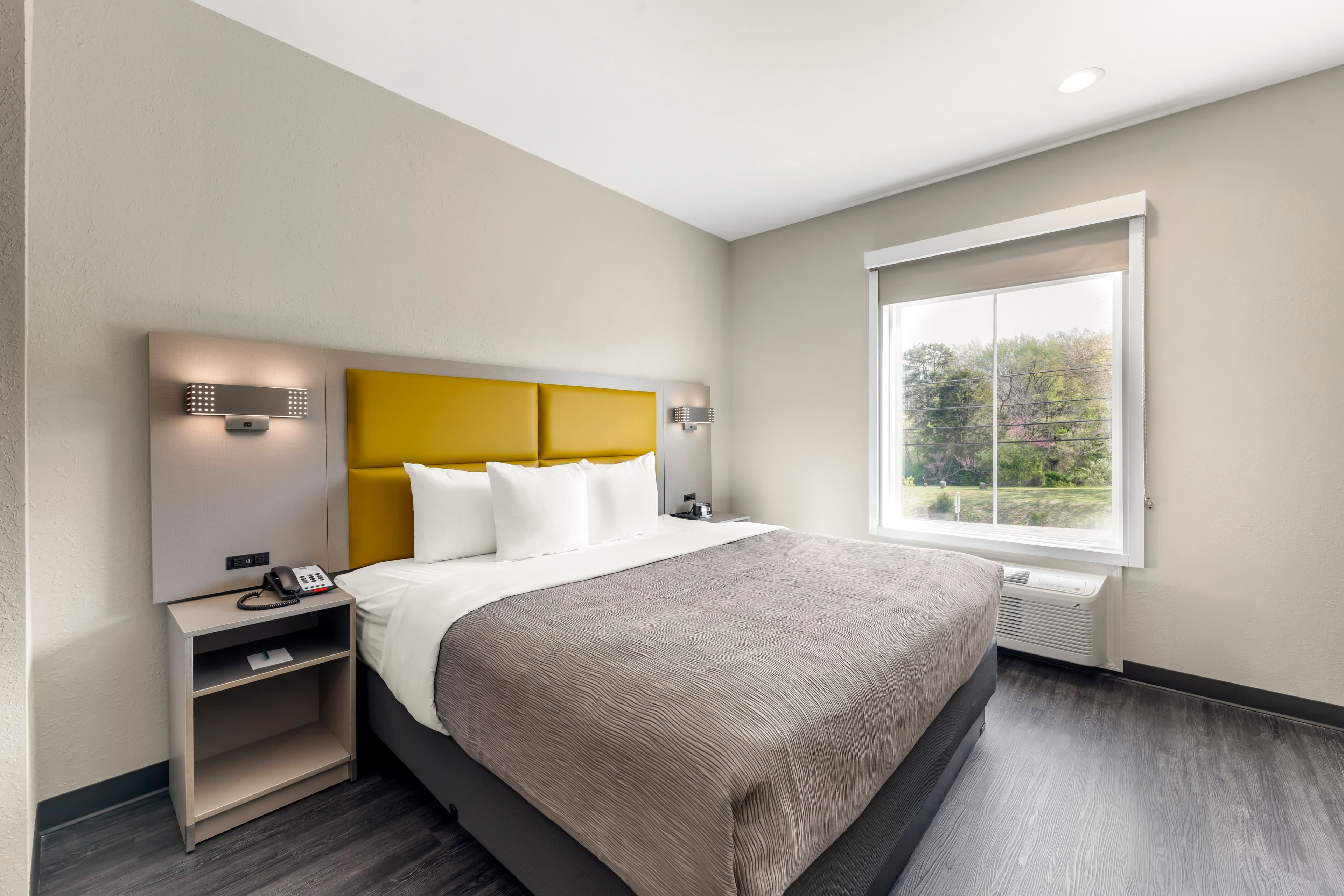 Quality Inn & Suites Joelton - Nashville — 6