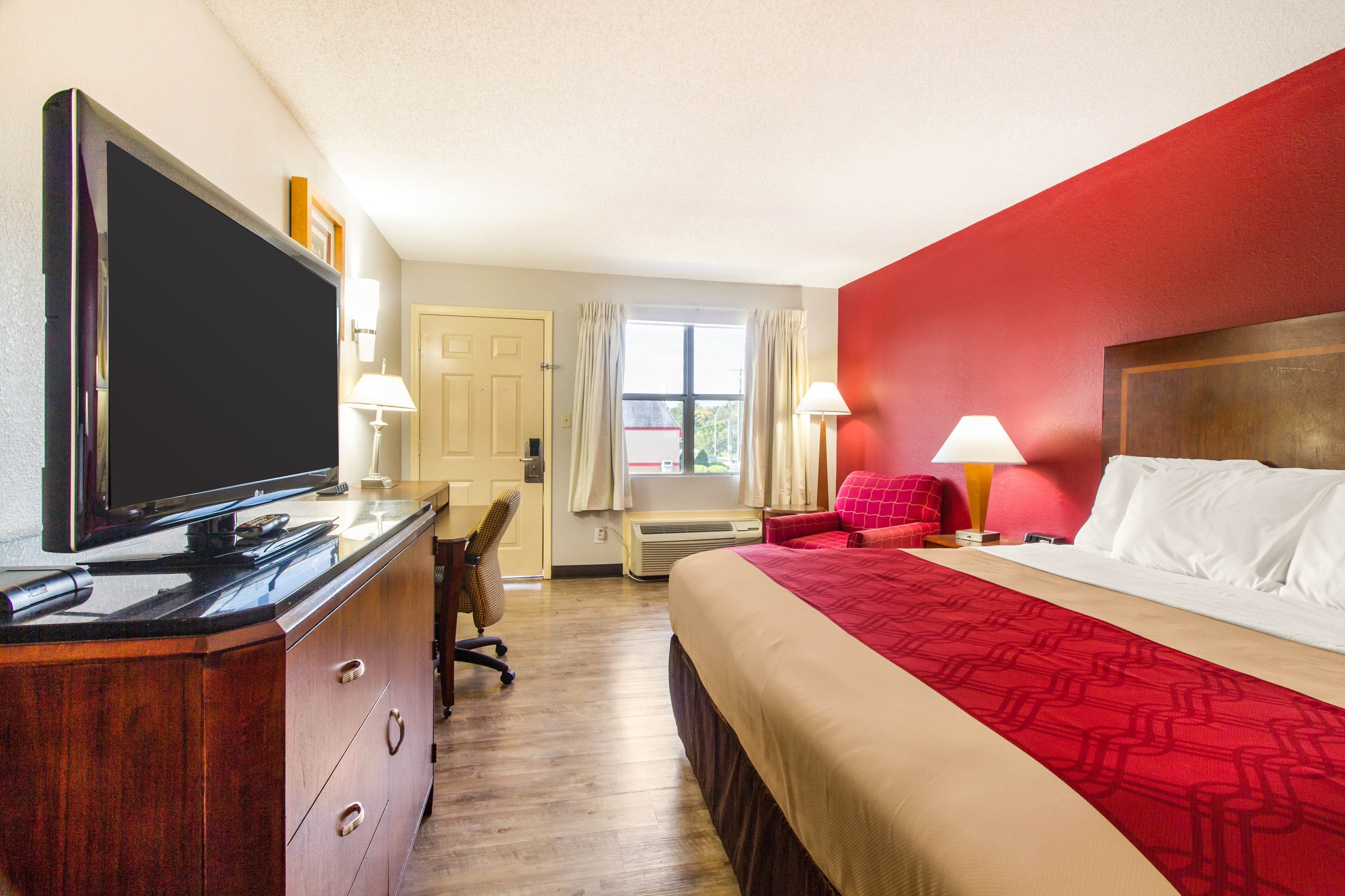Econo Lodge Athens I-75 — 23