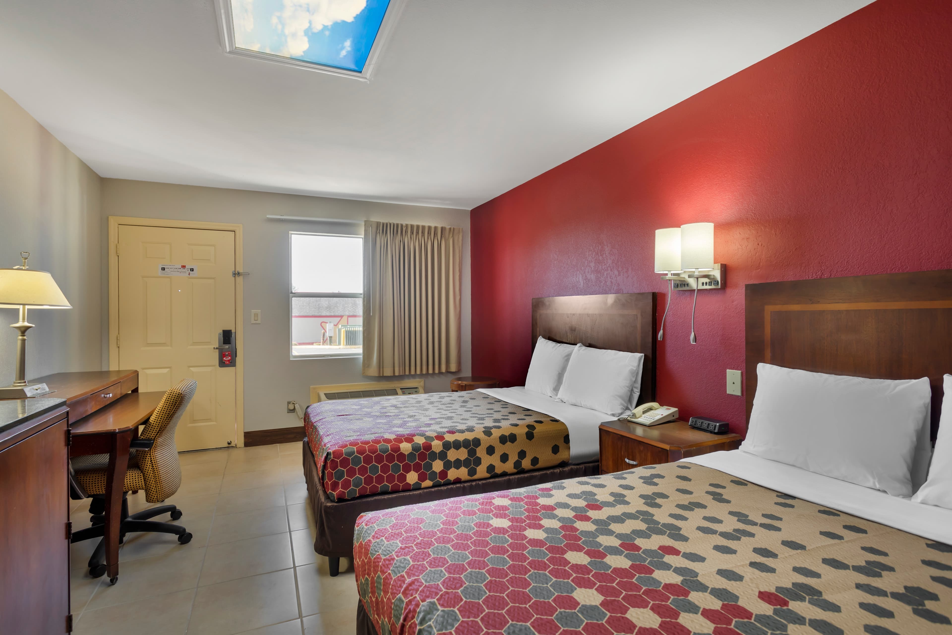 Econo Lodge Athens I-75 — 13