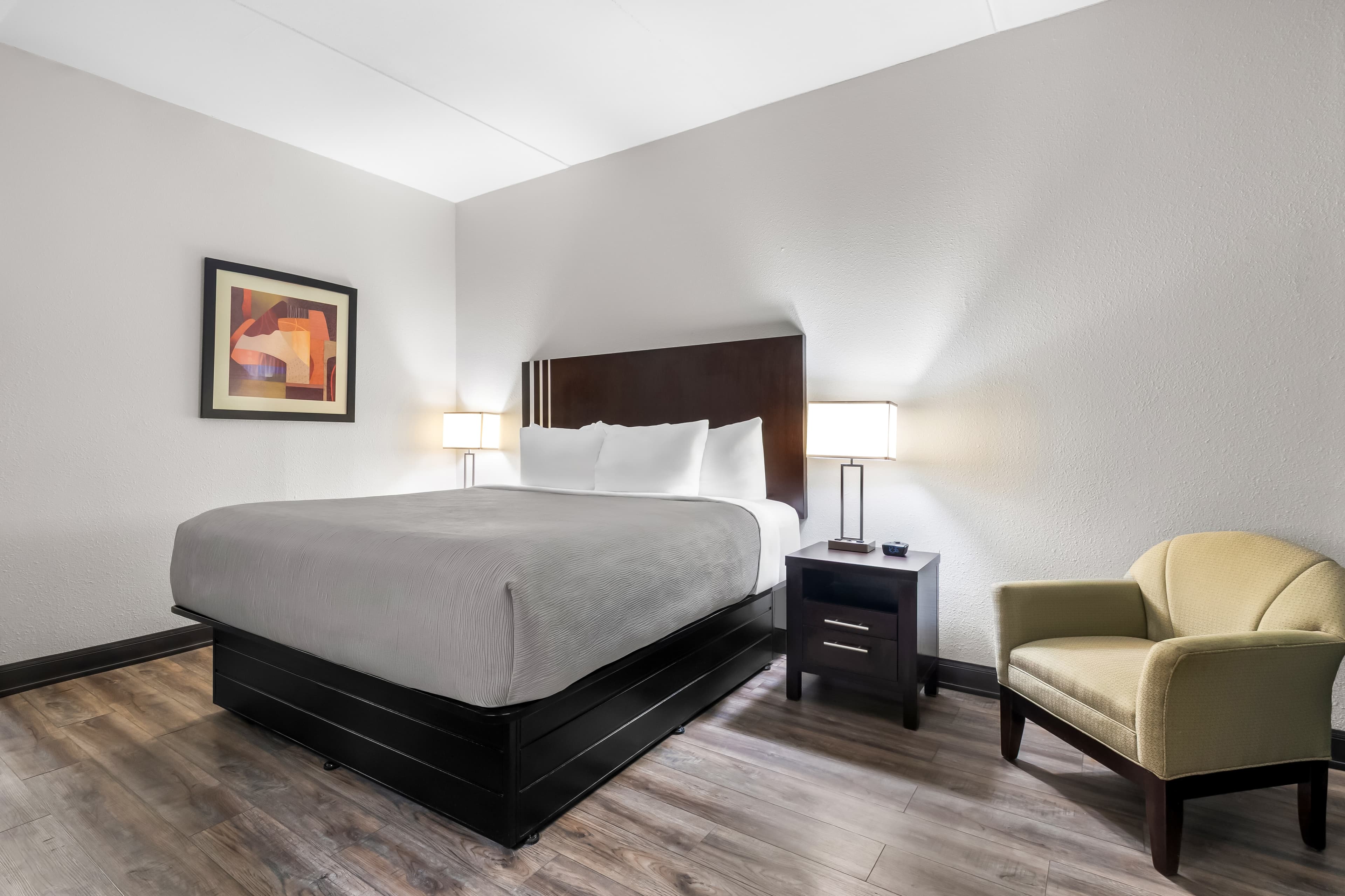 Quality Inn Chattanooga Hamilton Place - Image 4