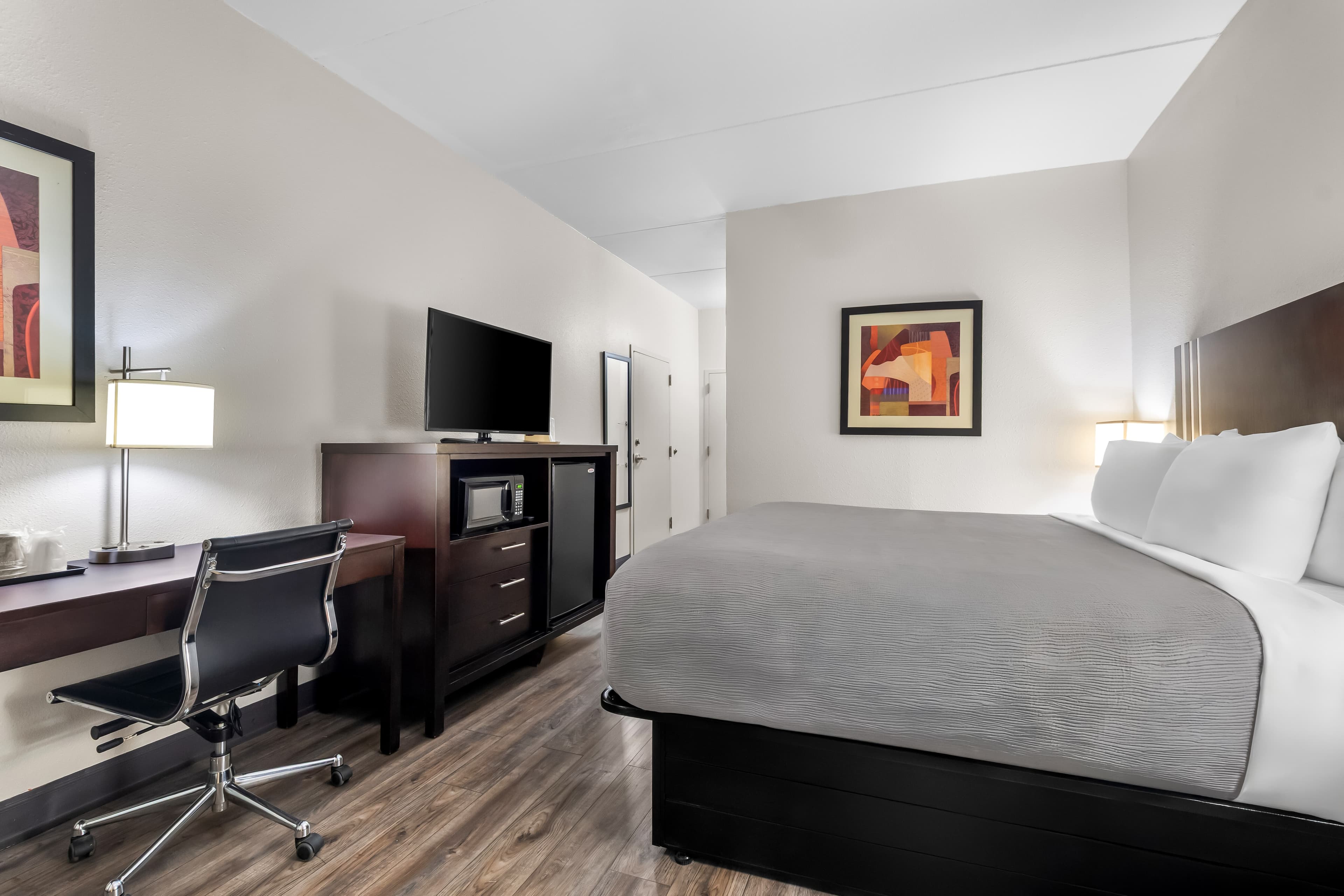 Quality Inn Chattanooga Hamilton Place - Image 5