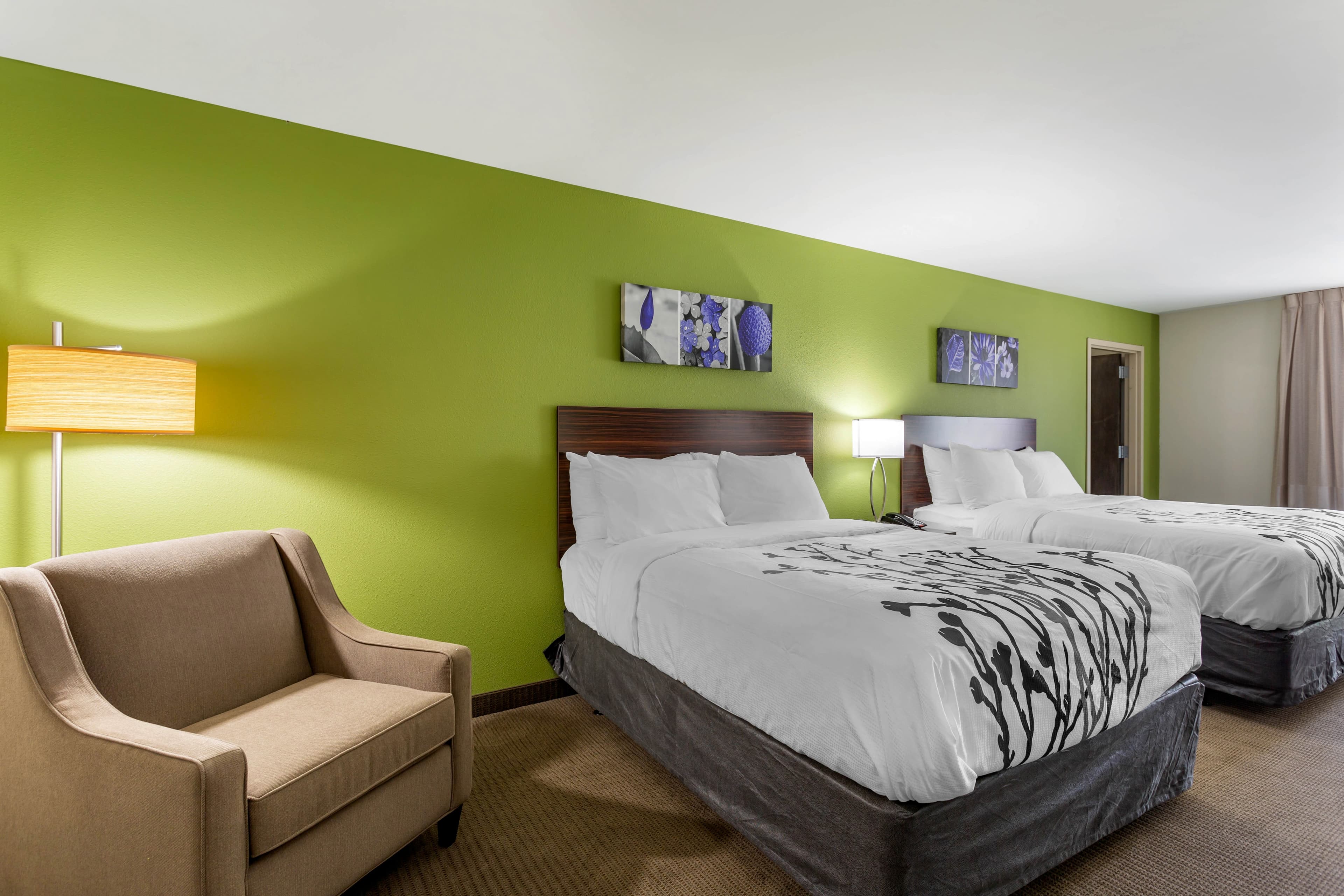 Sleep Inn & Suites Gallatin - Nashville Metro - Image 3