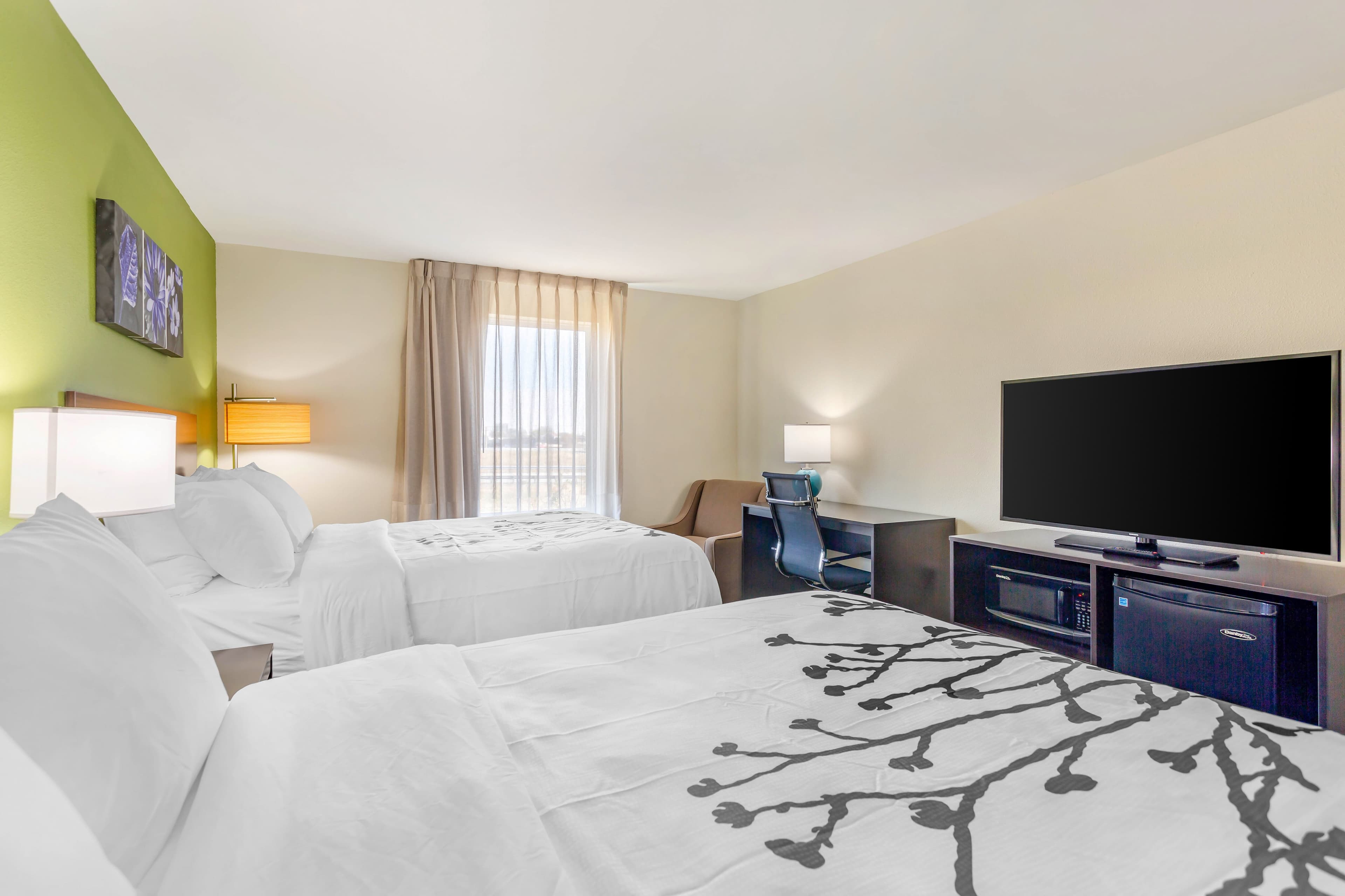 Sleep Inn & Suites Gallatin - Nashville Metro — 13