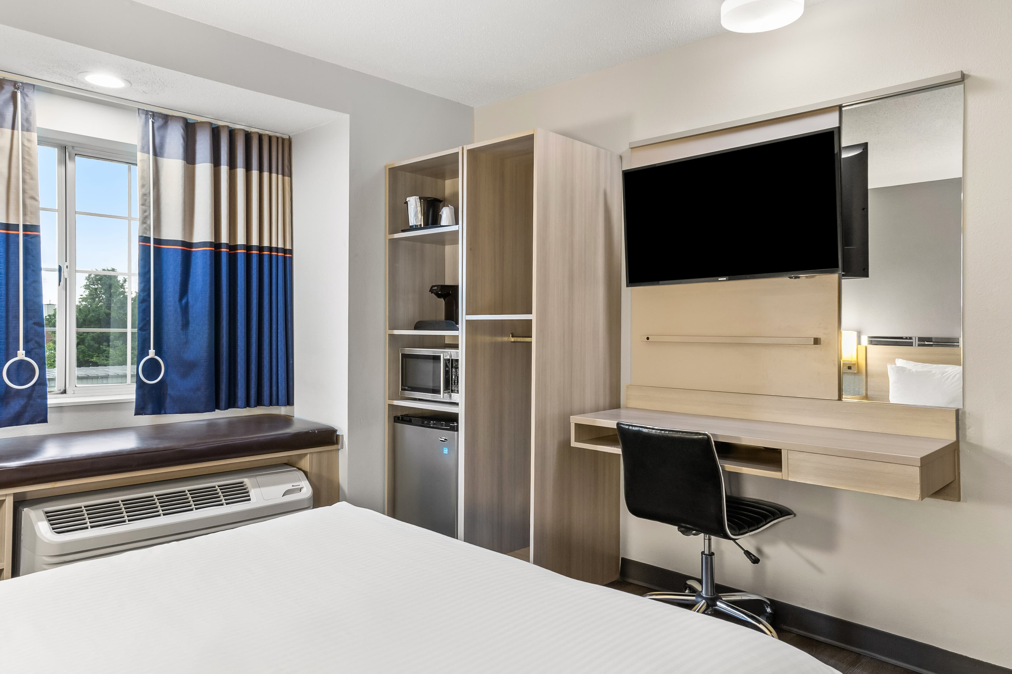 Quality Inn & Suites Nashville - Bellevue - Image 3