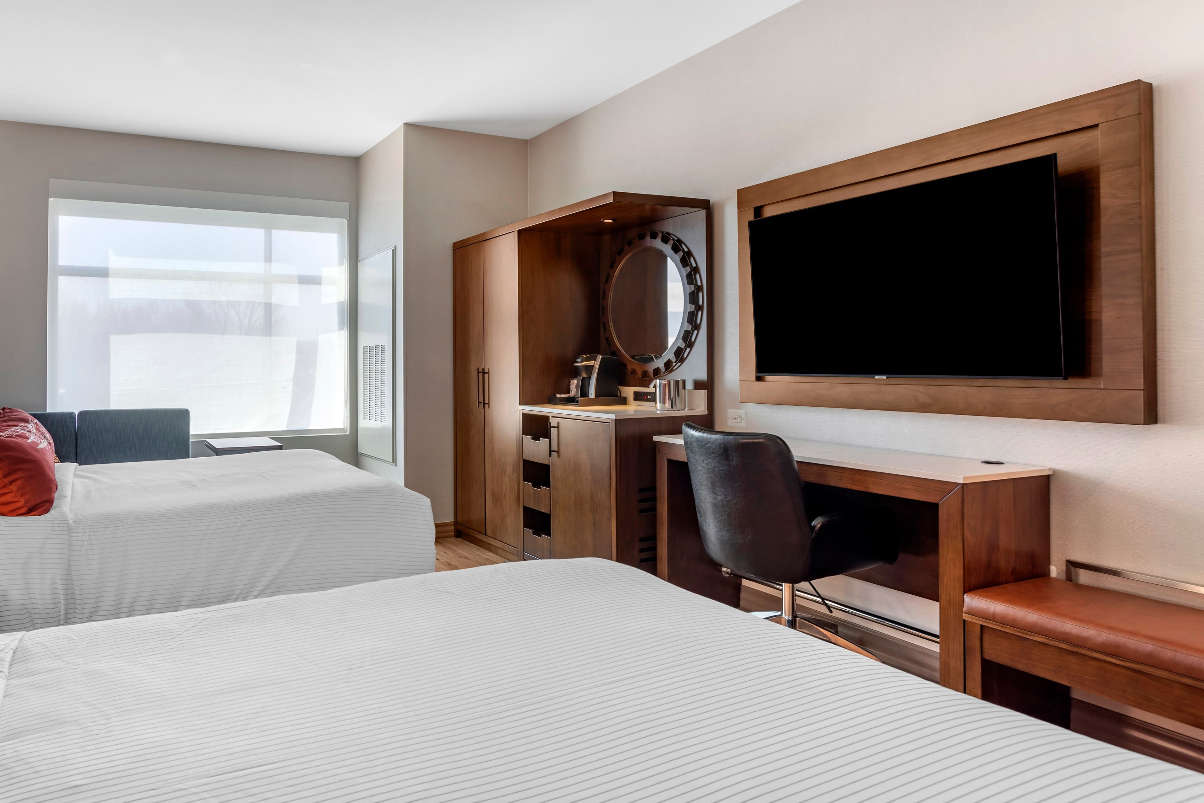 Cambria Hotel Nashville Airport - Image 2