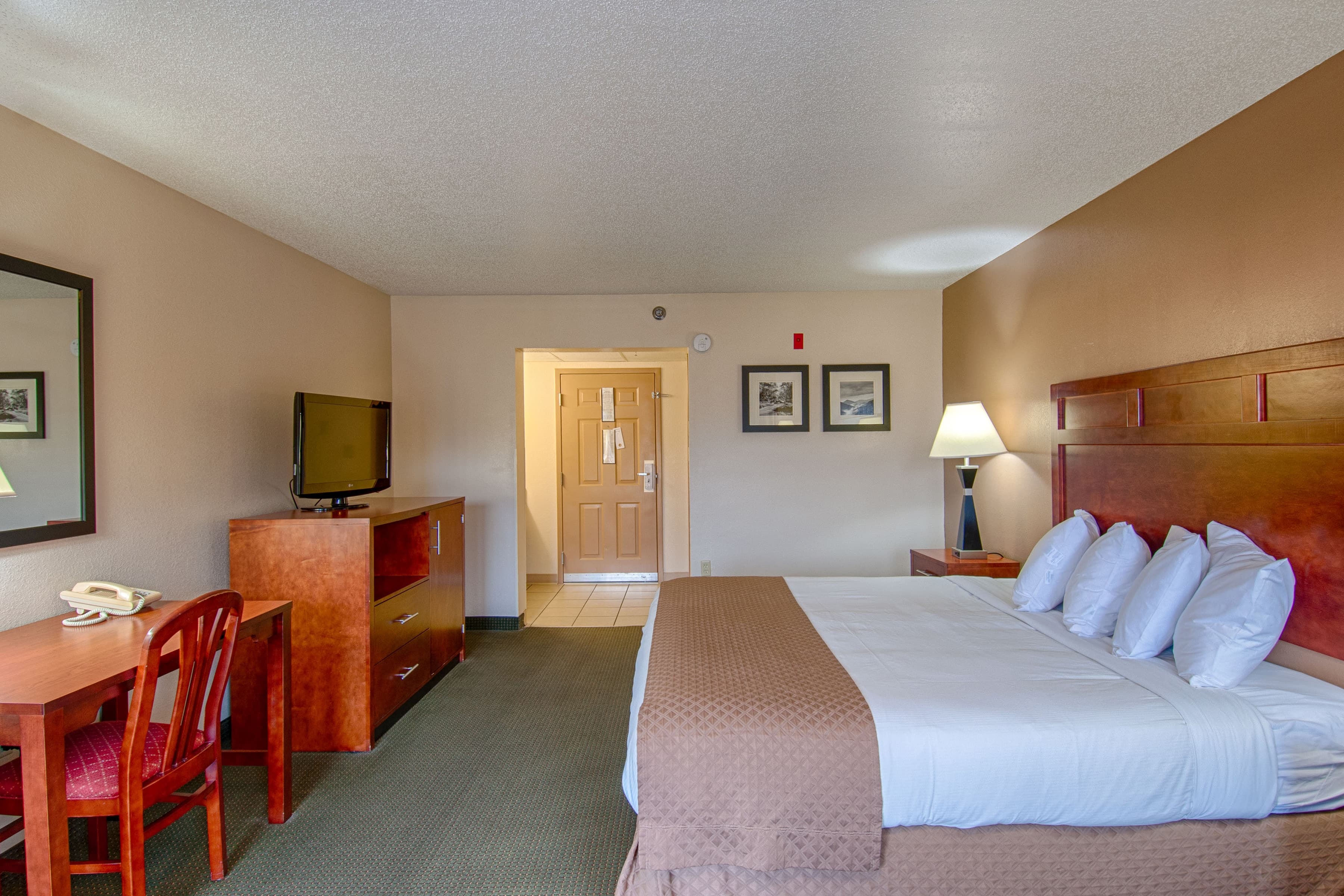 Park Tower Inn — 16