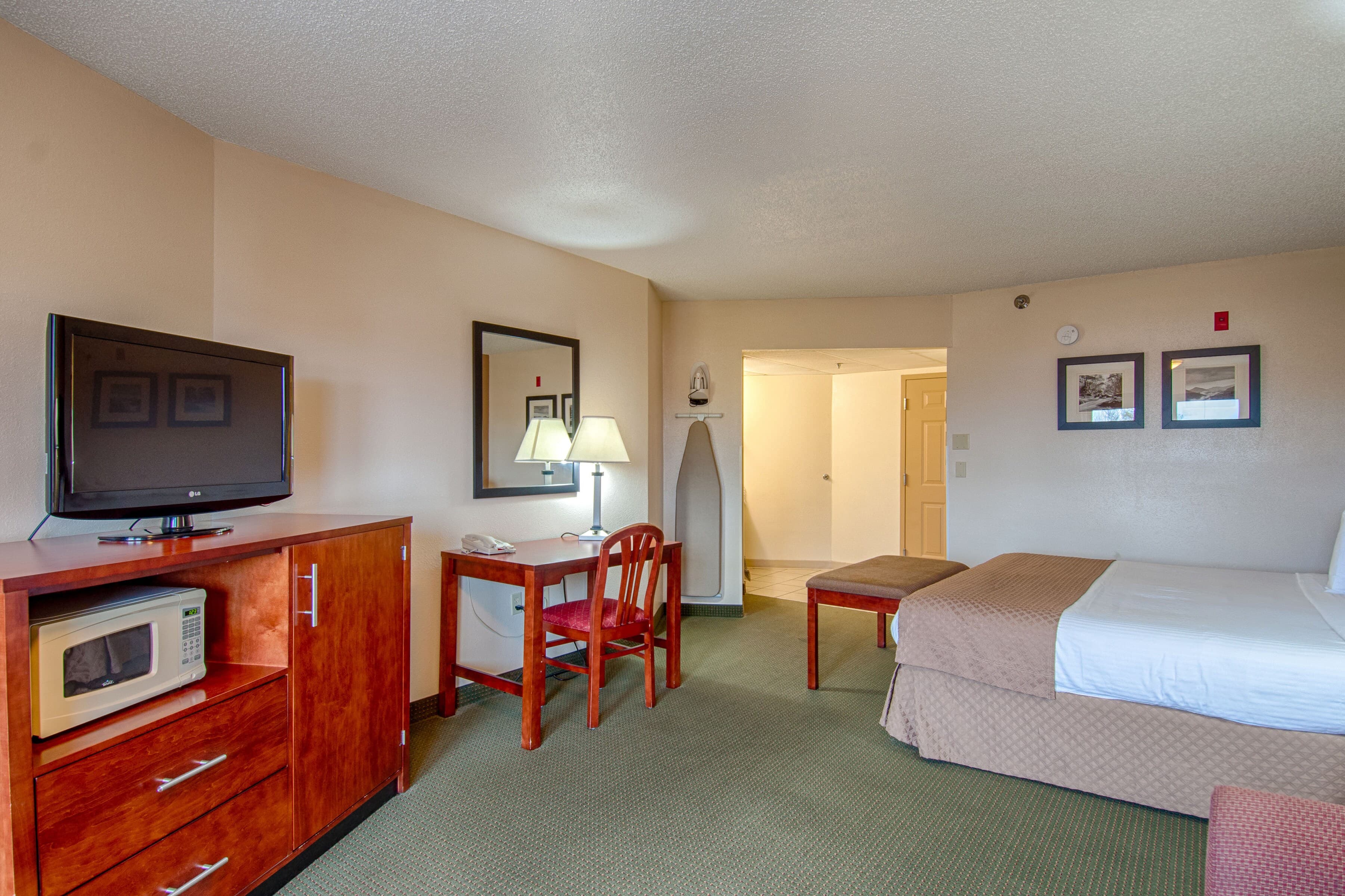 Park Tower Inn — 19
