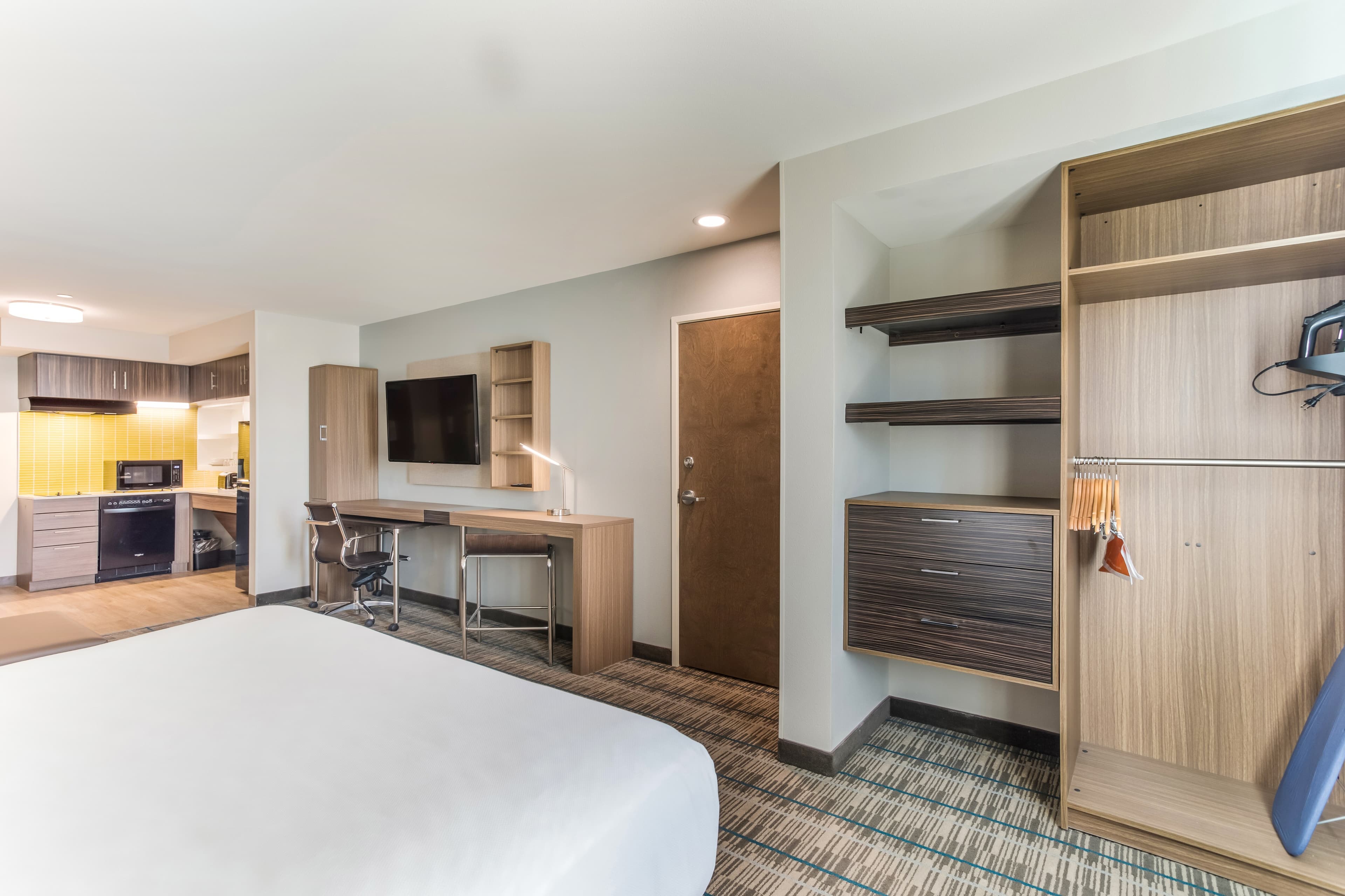MainStay Suites Murfreesboro - Image 2