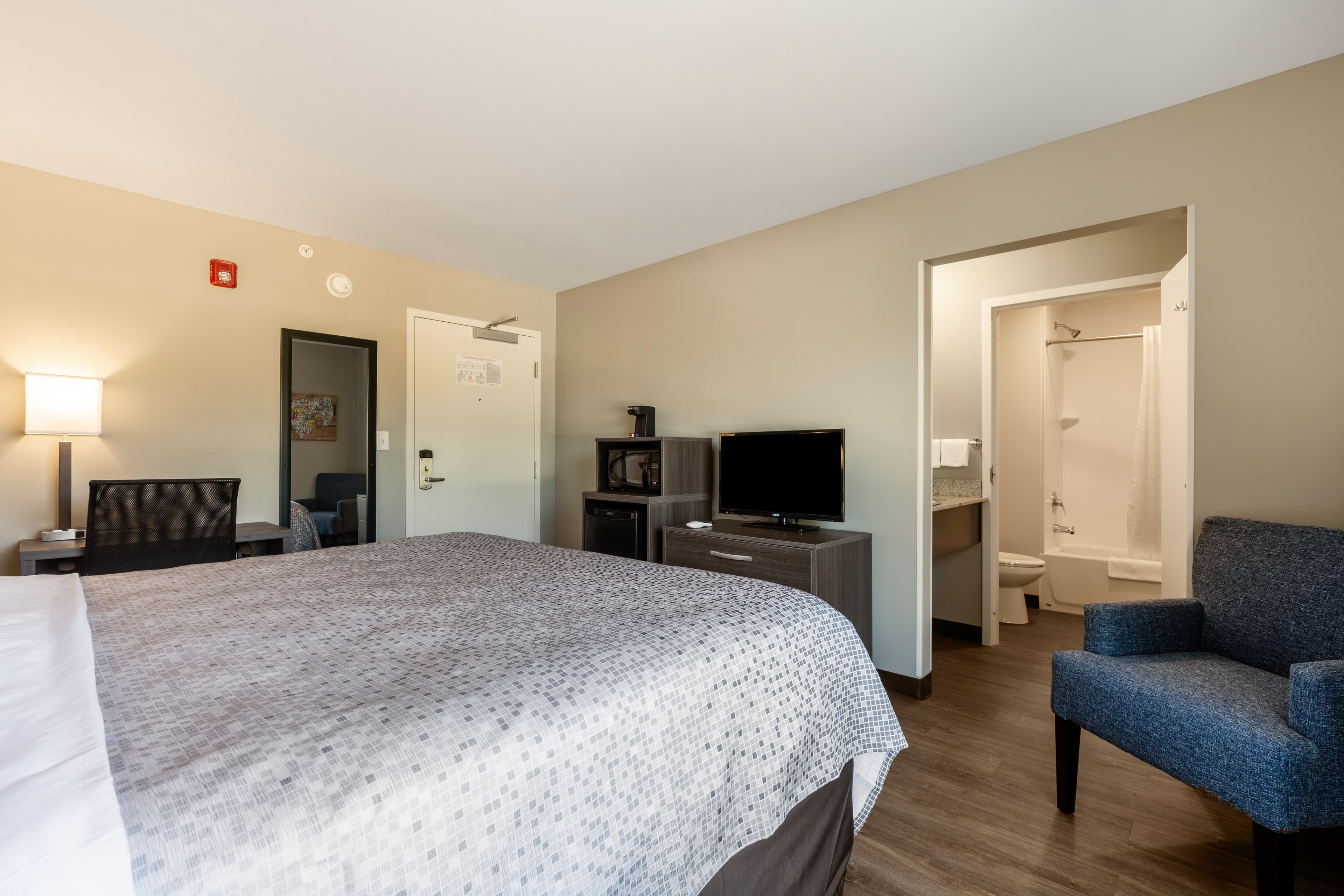Econo Lodge Dayton North — 19