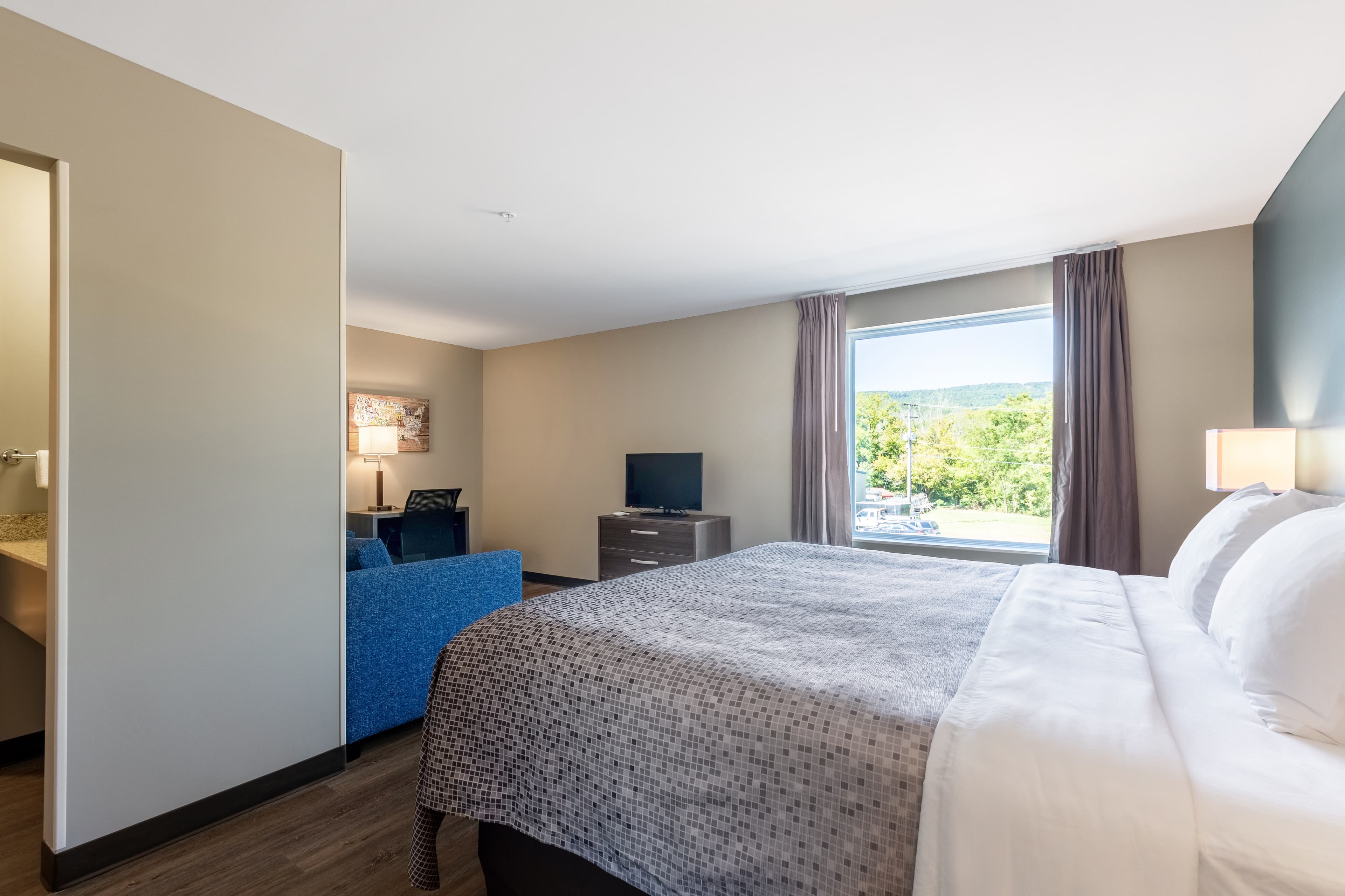 Econo Lodge Dayton North — 20