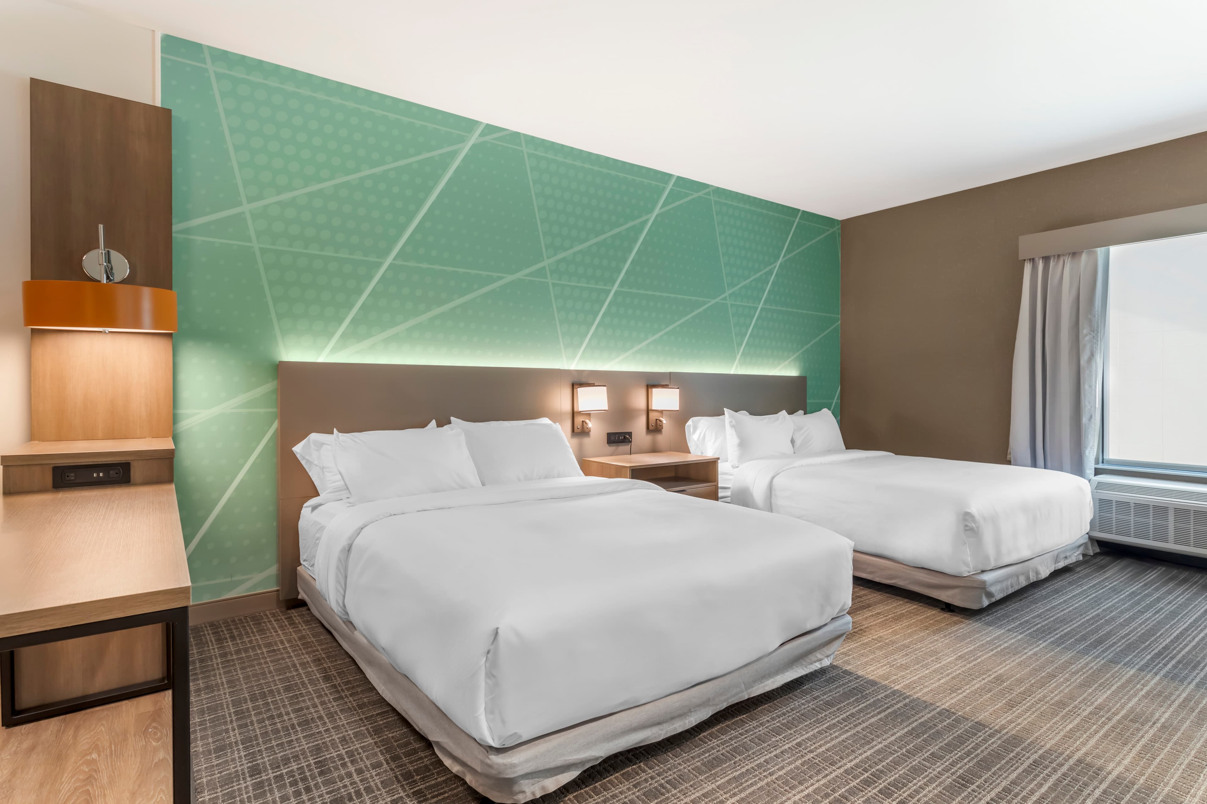 Comfort Suites Gatlinburg Downtown-Convention Center — 6
