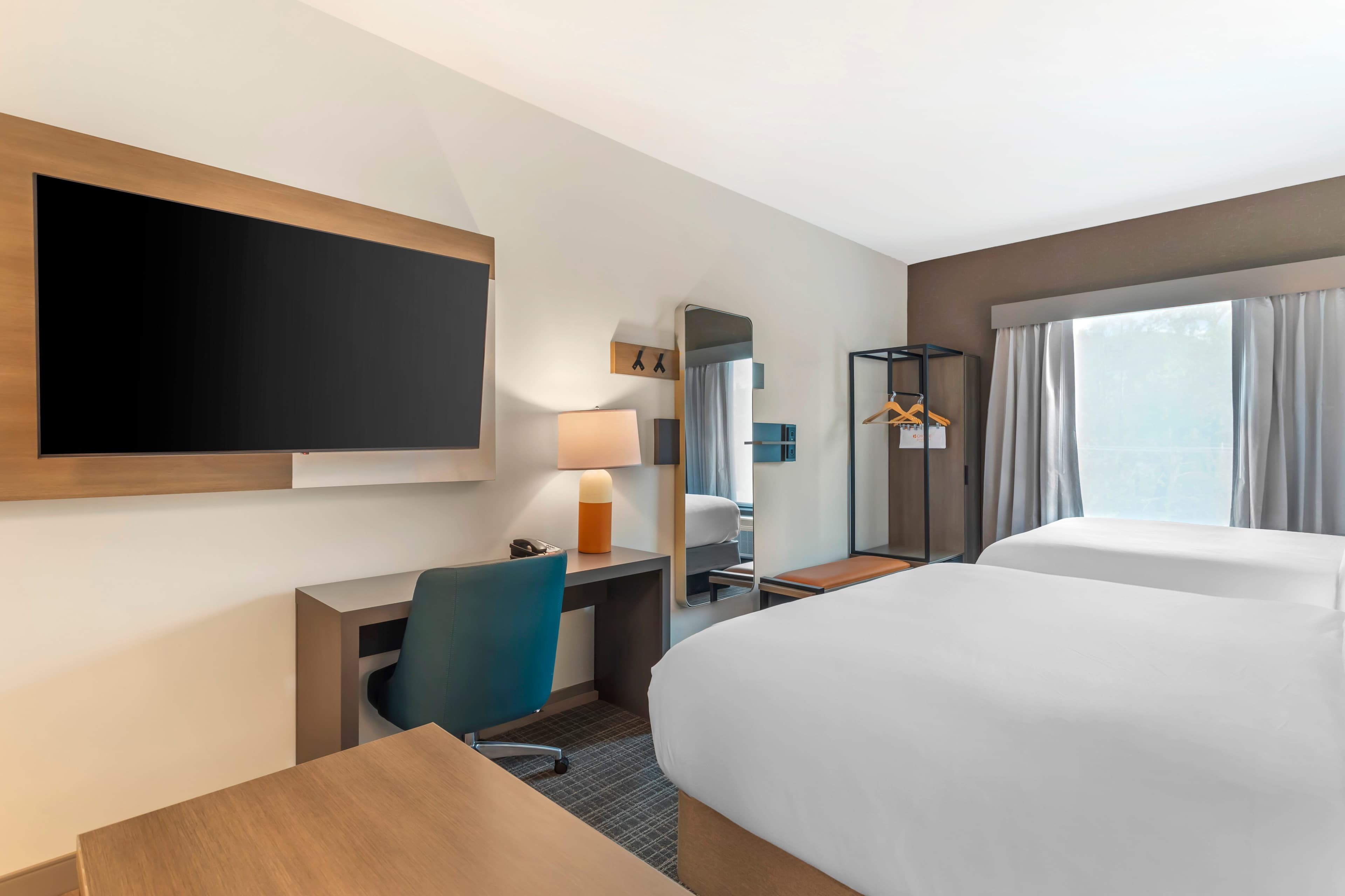Comfort Suites Gatlinburg Downtown-Convention Center — 11