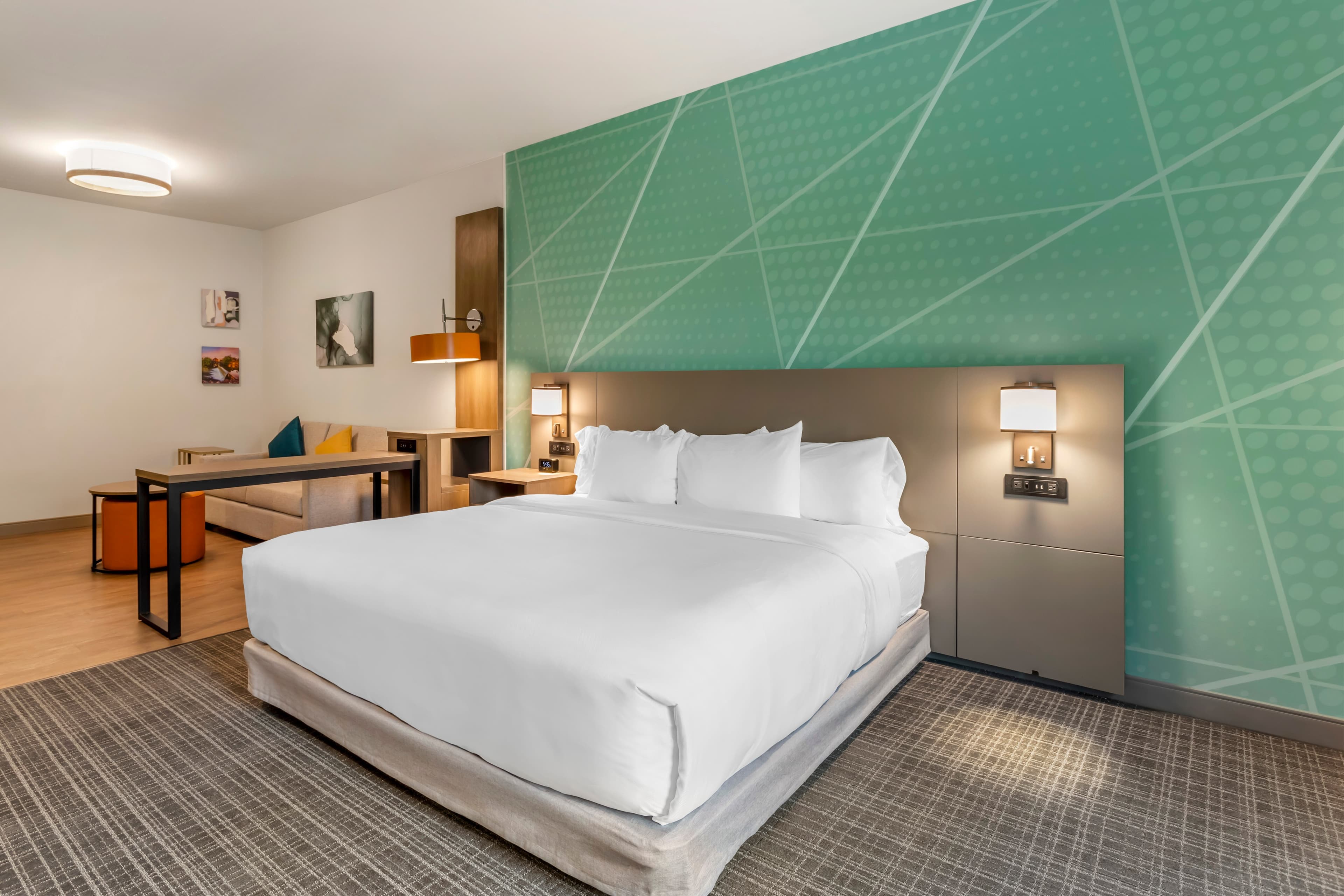 Comfort Suites Gatlinburg Downtown-Convention Center — 18