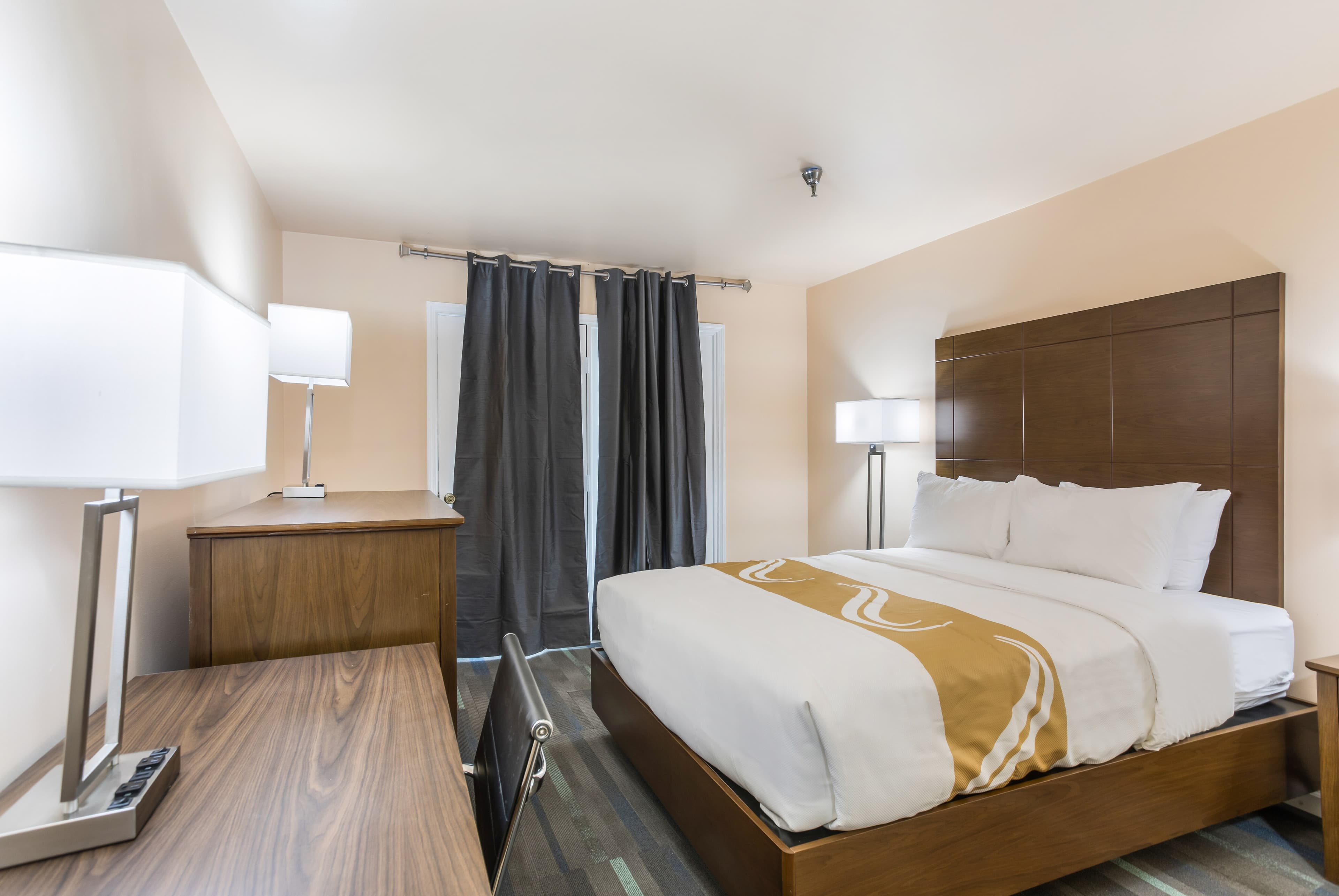 Quality Inn Pulaski - Image 2