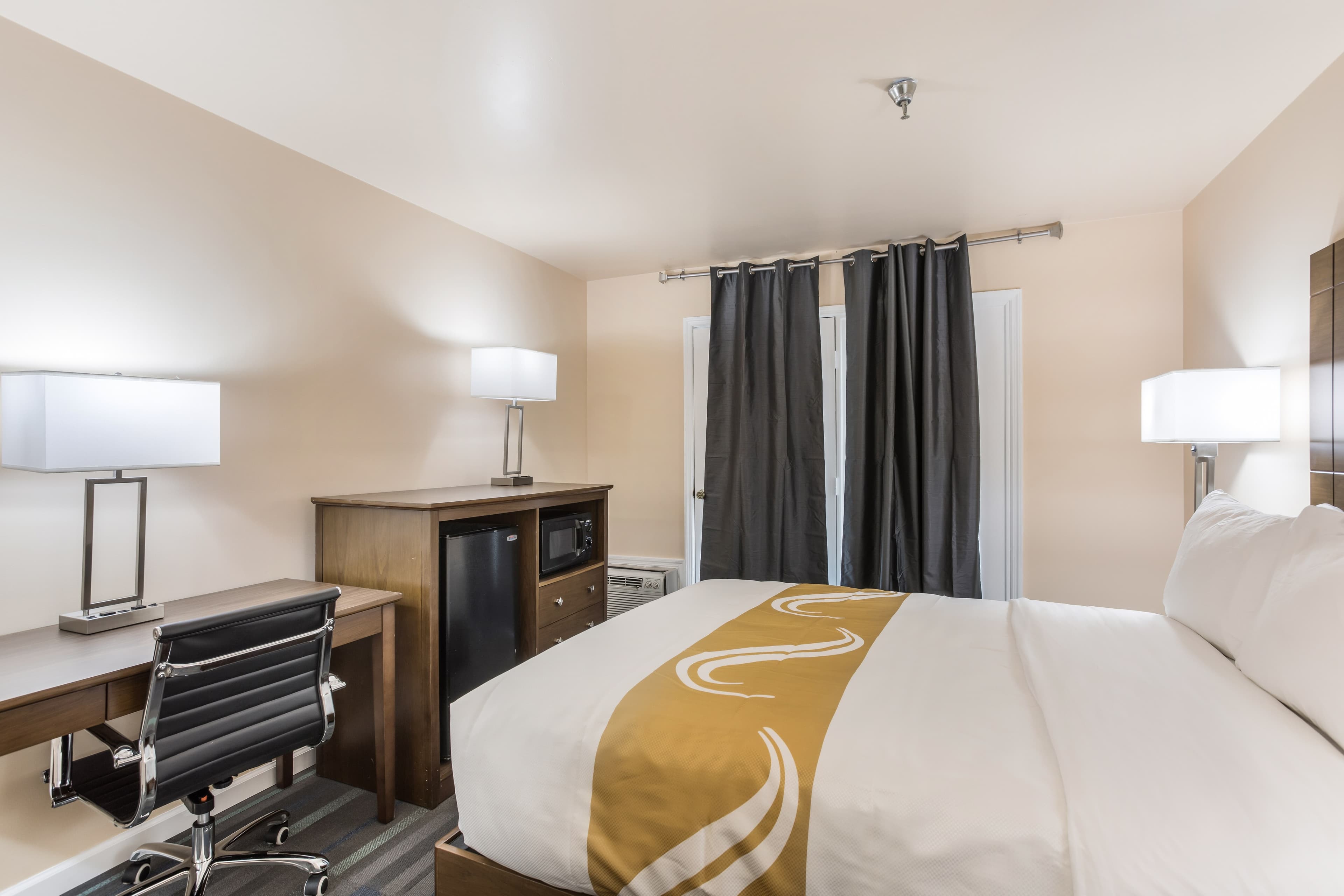Quality Inn Pulaski - Image 4