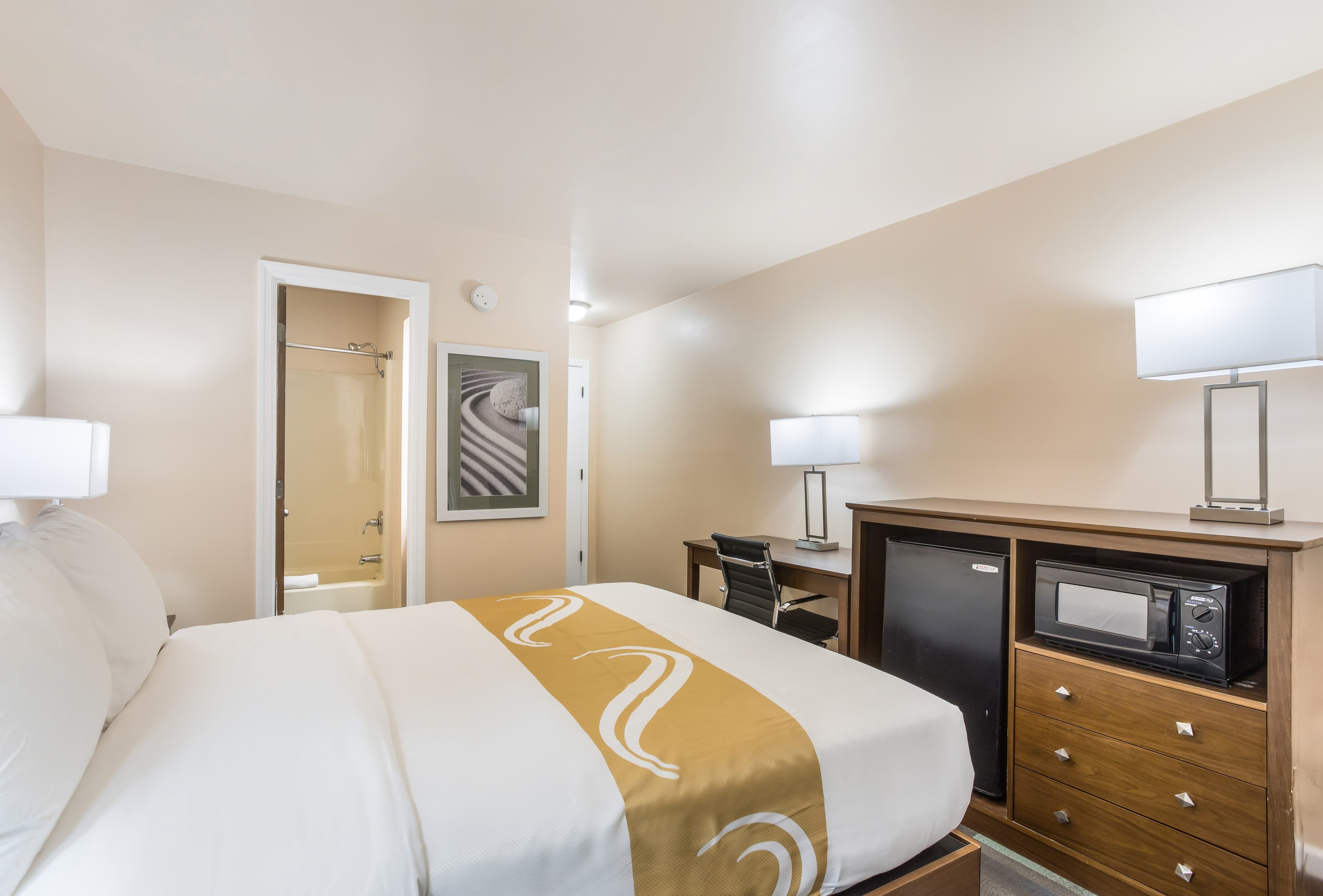Quality Inn Pulaski - Image 5