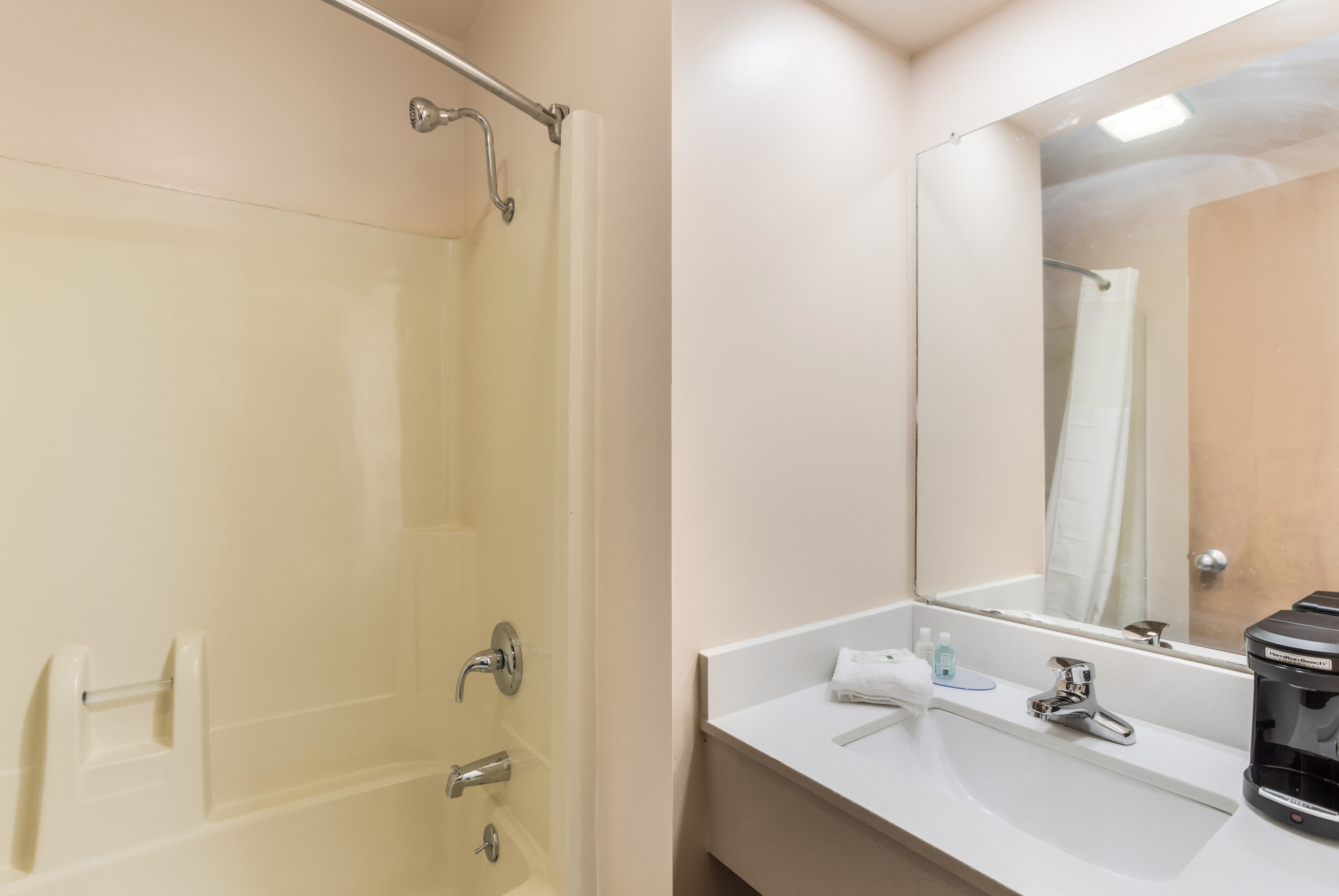 Quality Inn Pulaski — 6