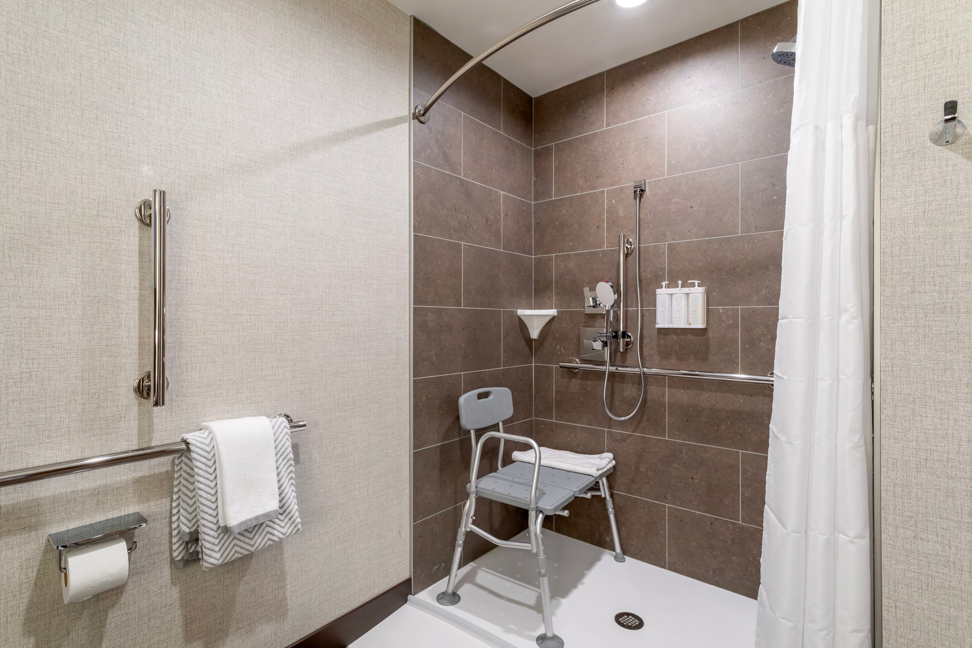 Cambria Hotel Pigeon Forge — 25