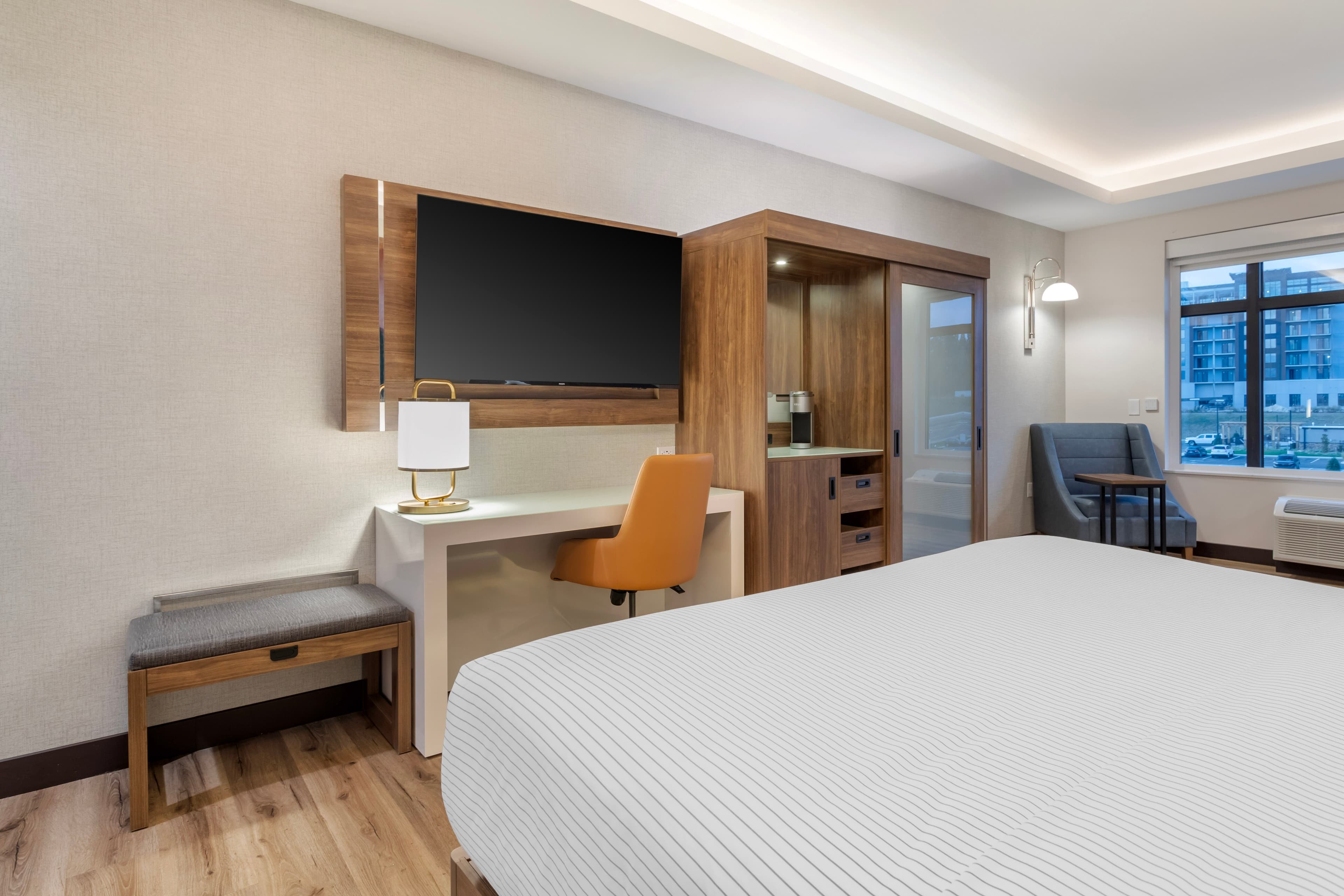Cambria Hotel Pigeon Forge — 7