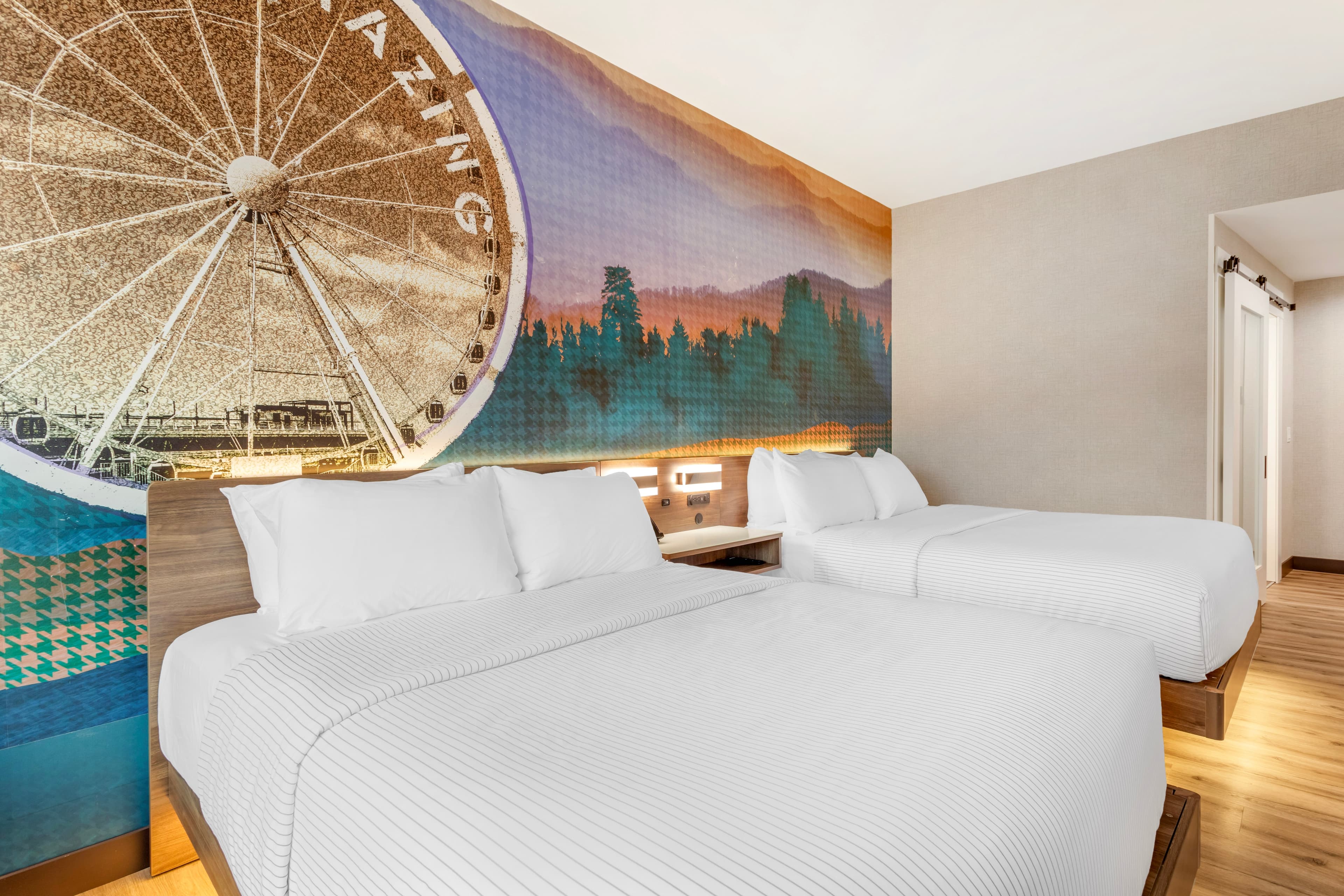 Cambria Hotel Pigeon Forge — 19