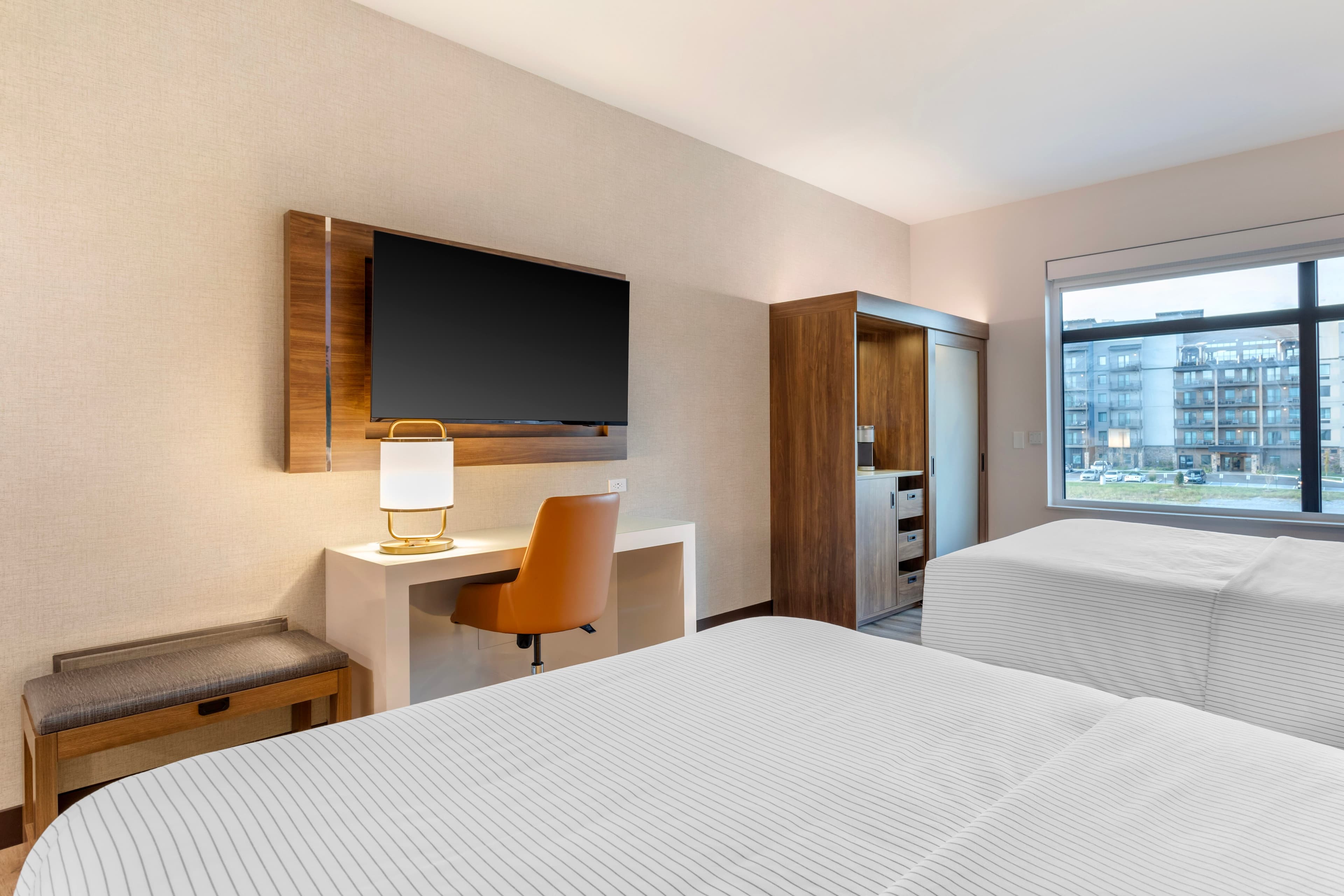 Cambria Hotel Pigeon Forge — 20