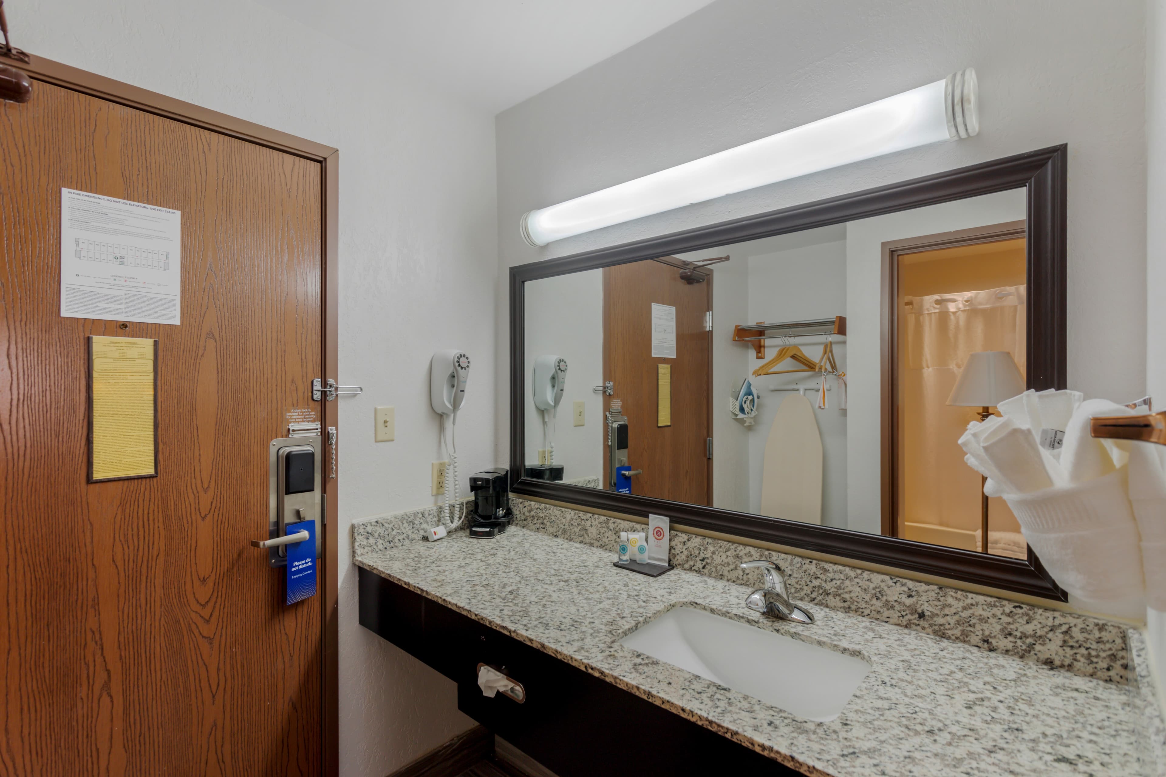 Comfort Inn & Suites Brentwood - Nashville - Image 5