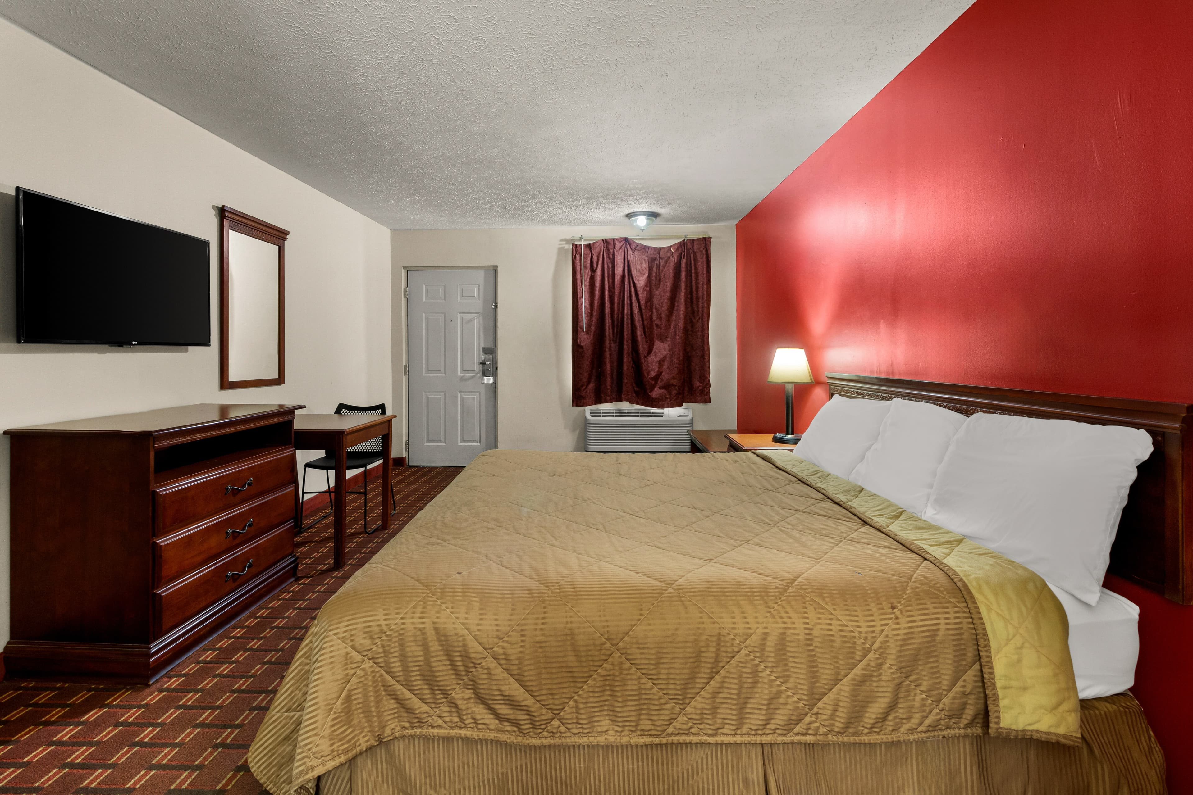 Rodeway Inn Dickson - Image 4
