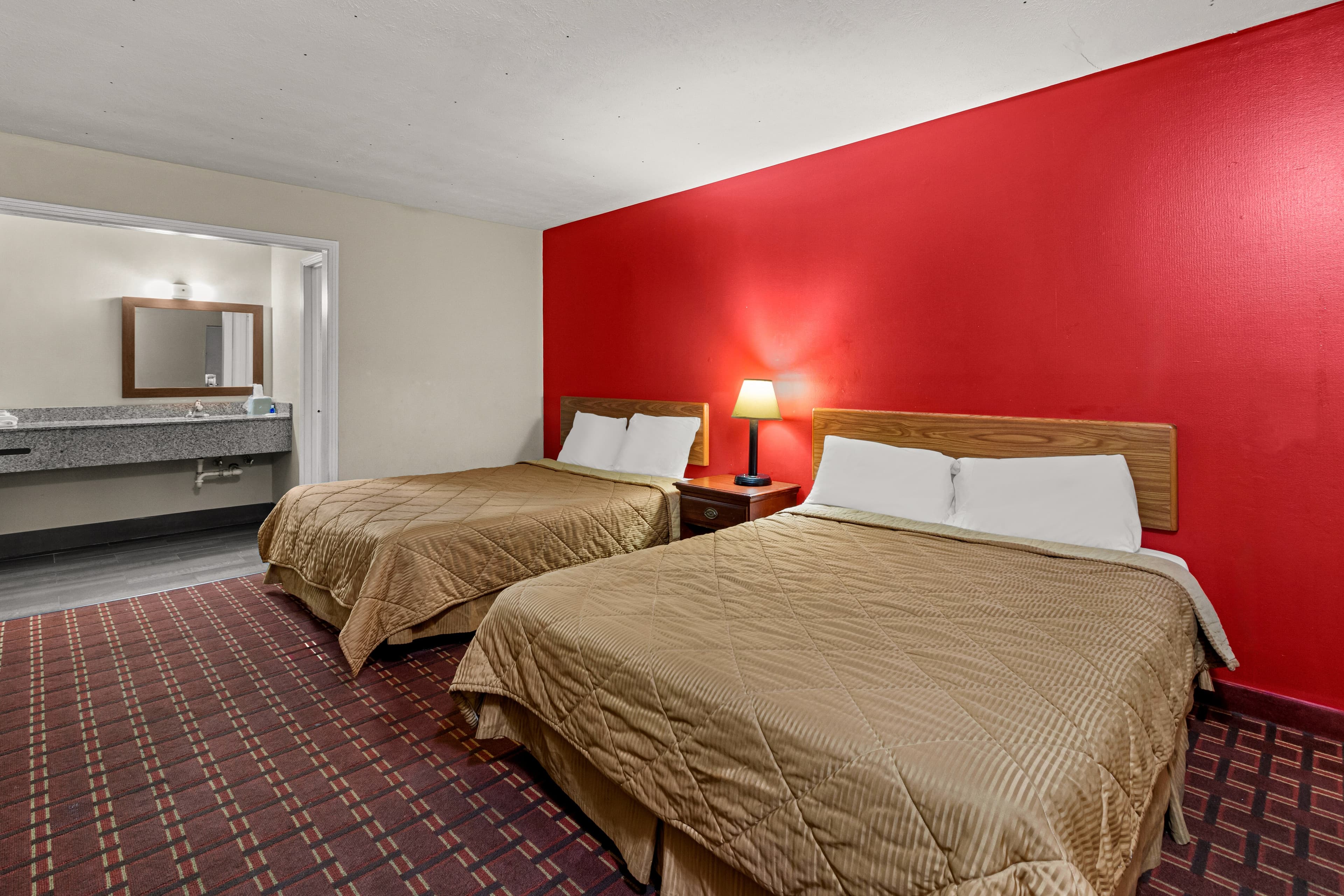Rodeway Inn Dickson - Image 5